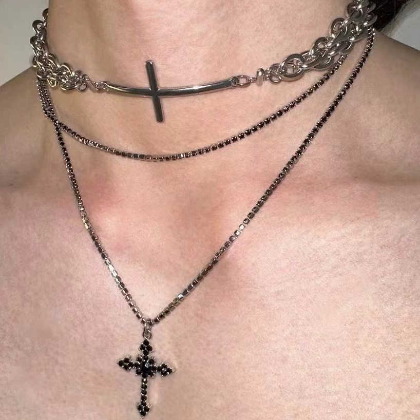 Cross Basic Double Layer Necklace