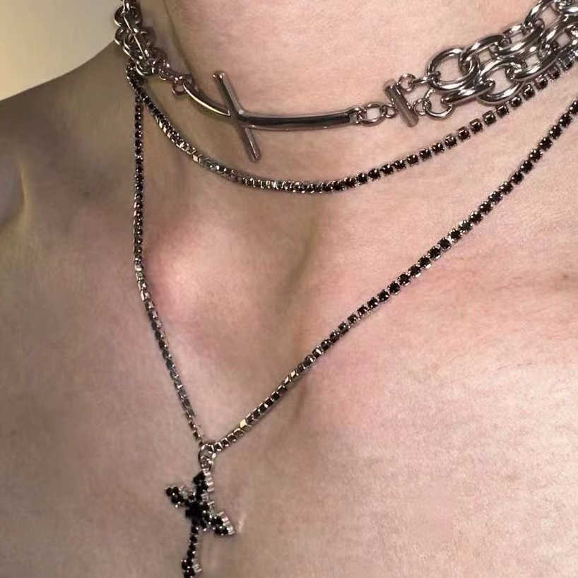 Cross Basic Double Layer Necklace
