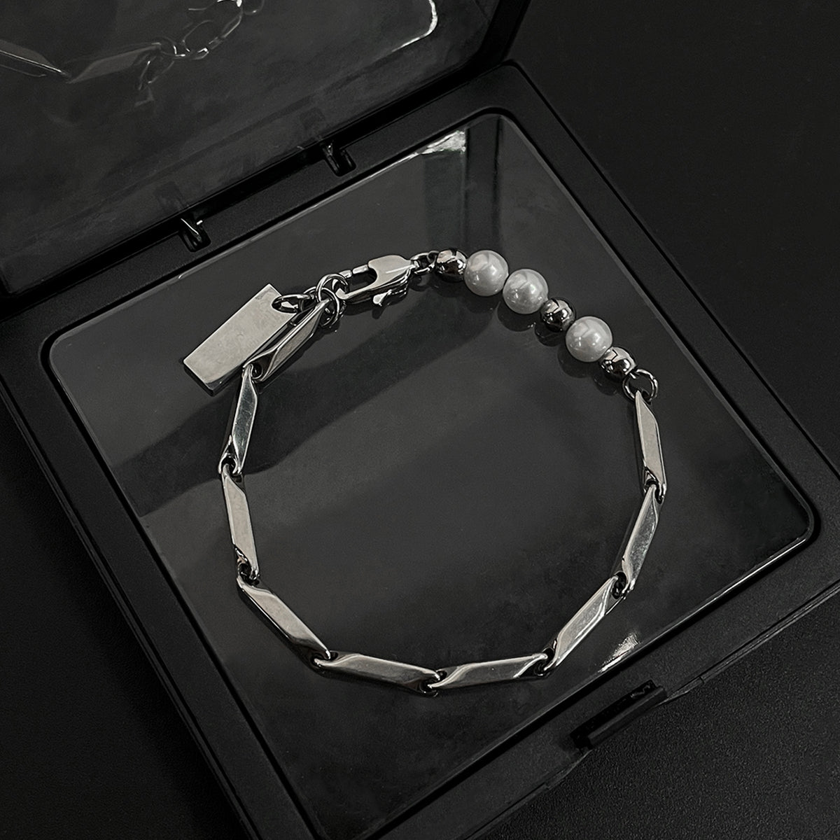 Vintage Pearl Titanium Steel Bracelet