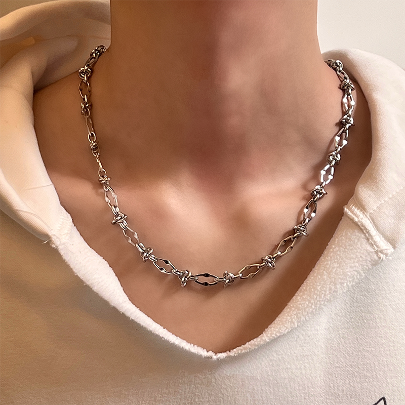 Titanium Steel Knotted Thorn Necklace