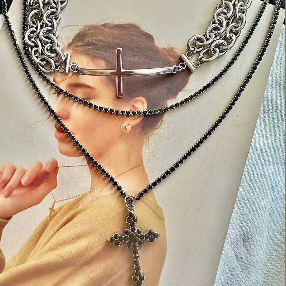 Cross Basic Double Layer Necklace