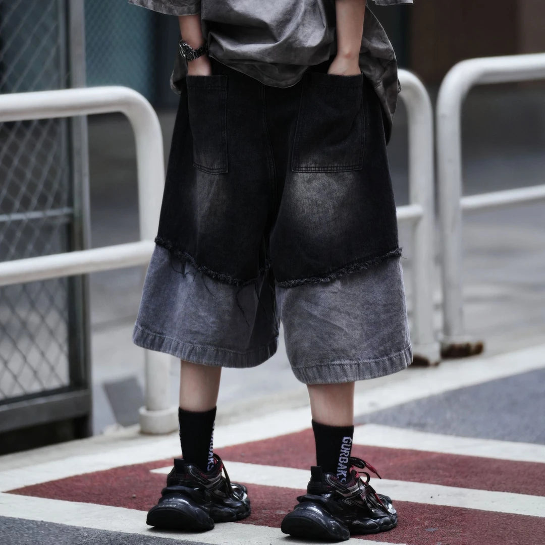 Sanhoostudio Distressed Sleeveless Graphic T-Shirt