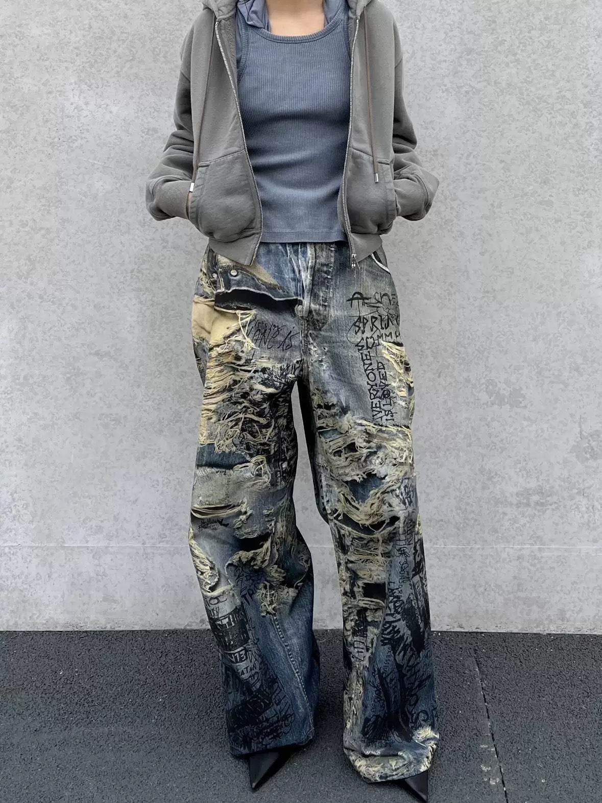 Ripped 3D digital printed jeans
