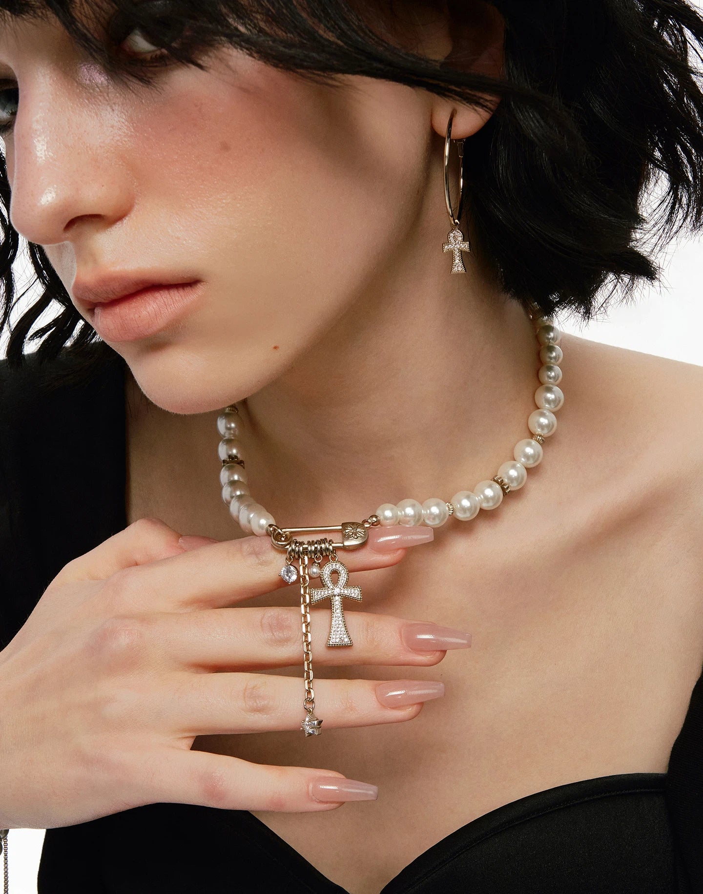 Zircon Ankh Paperclip Chain Necklace