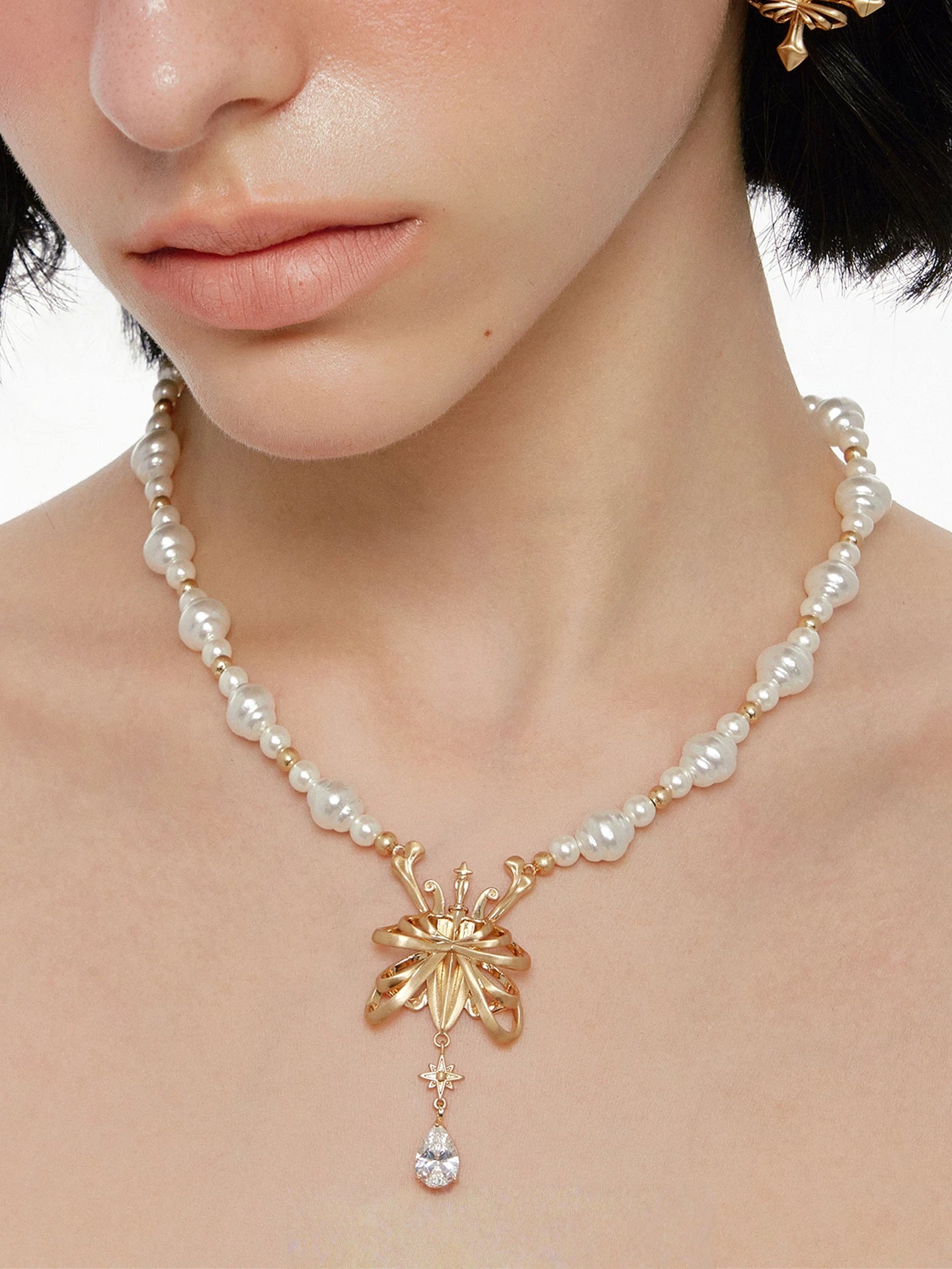 Irregular Pearl Luxury Necklace