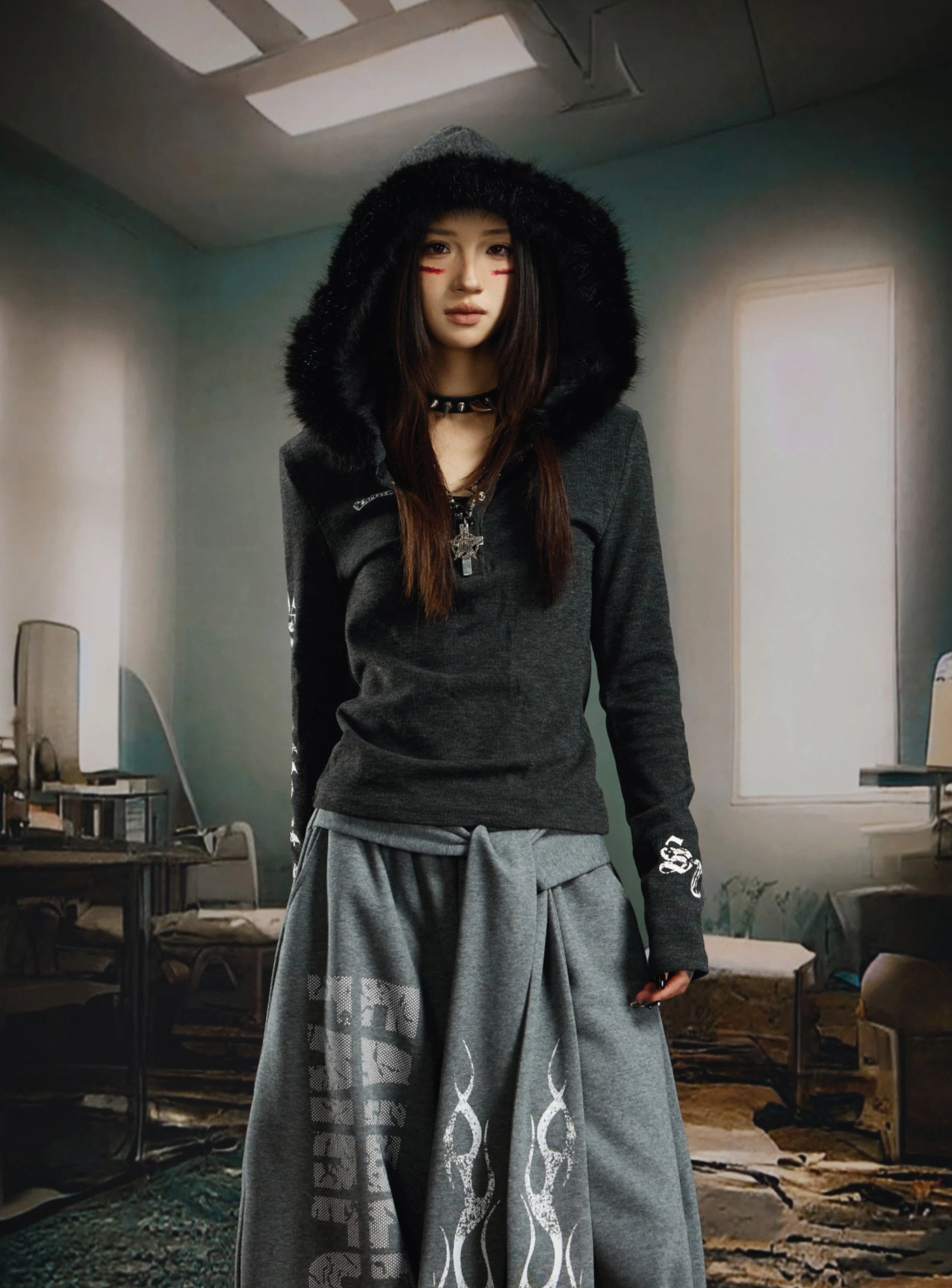 Y2K Fuzzy Cropped Hoodie with Stretch Fit