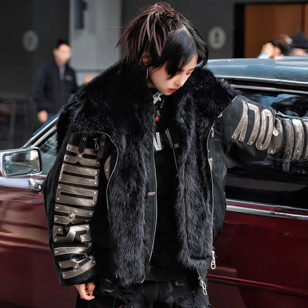 Sanhoostudio reversible flight jacket from the Akagi series featuring hooded design, mountain eagle motif, and a thickened warm structure. Designed with a relaxed fit for unisex winter streetwear.
