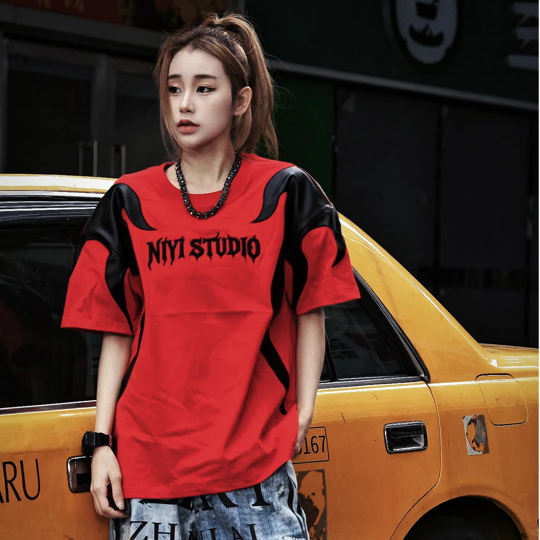 Sanhoostudio short sleeve T-shirt featuring deconstructed design and colorblock pattern for modern streetwear outfits.