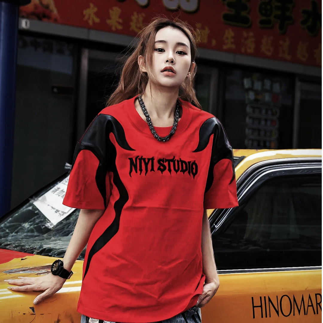 Sanhoostudio short sleeve T-shirt featuring deconstructed design and colorblock pattern for modern streetwear outfits.