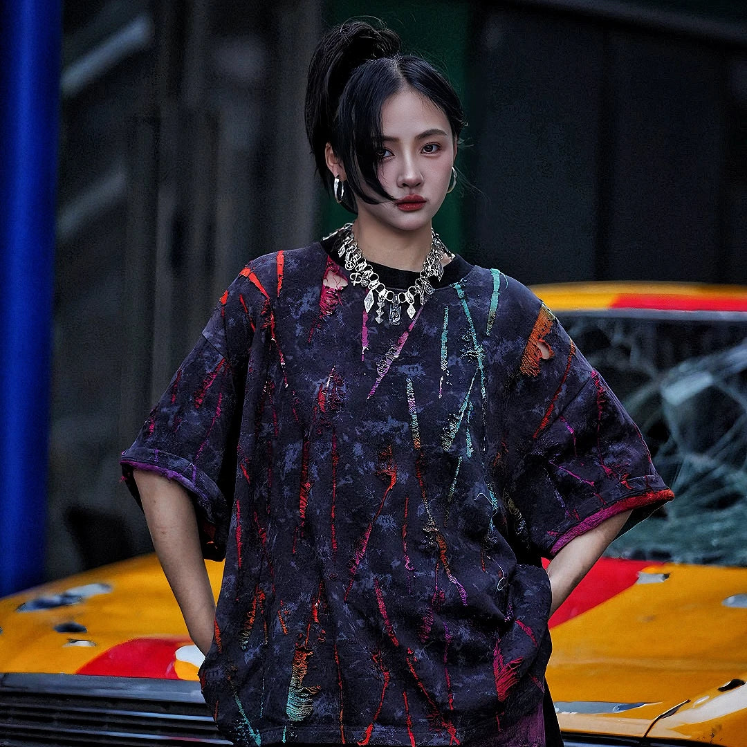 Sanhoostudio reversible short sleeve T-shirt featuring dual-side graphic print design and relaxed fit silhouette. Perfect for versatile streetwear styling with breathable fabric and everyday comfort.