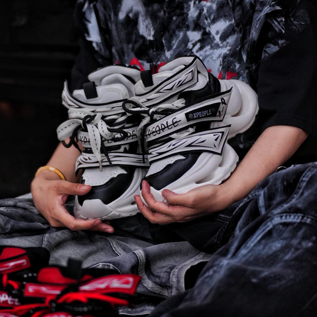 Sanhoostudio dad sneakers featuring a clean streetwear silhouette, cushioned 8 cm platform sole, and versatile everyday styling. Designed for lasting comfort with a bold urban aesthetic that pairs effortlessly with casual and oversized outfits.