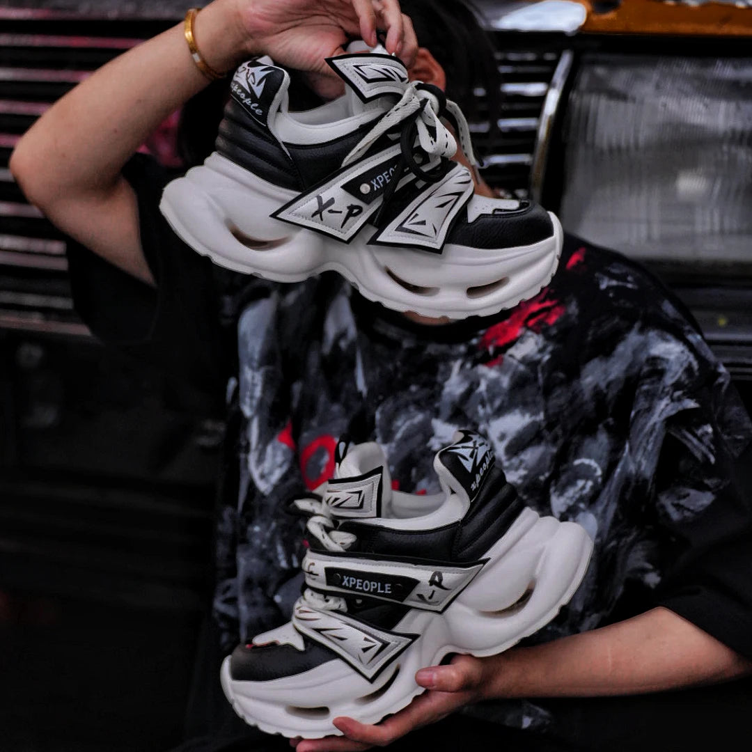 Sanhoostudio dad sneakers featuring a clean streetwear silhouette, cushioned 8 cm platform sole, and versatile everyday styling. Designed for lasting comfort with a bold urban aesthetic that pairs effortlessly with casual and oversized outfits.