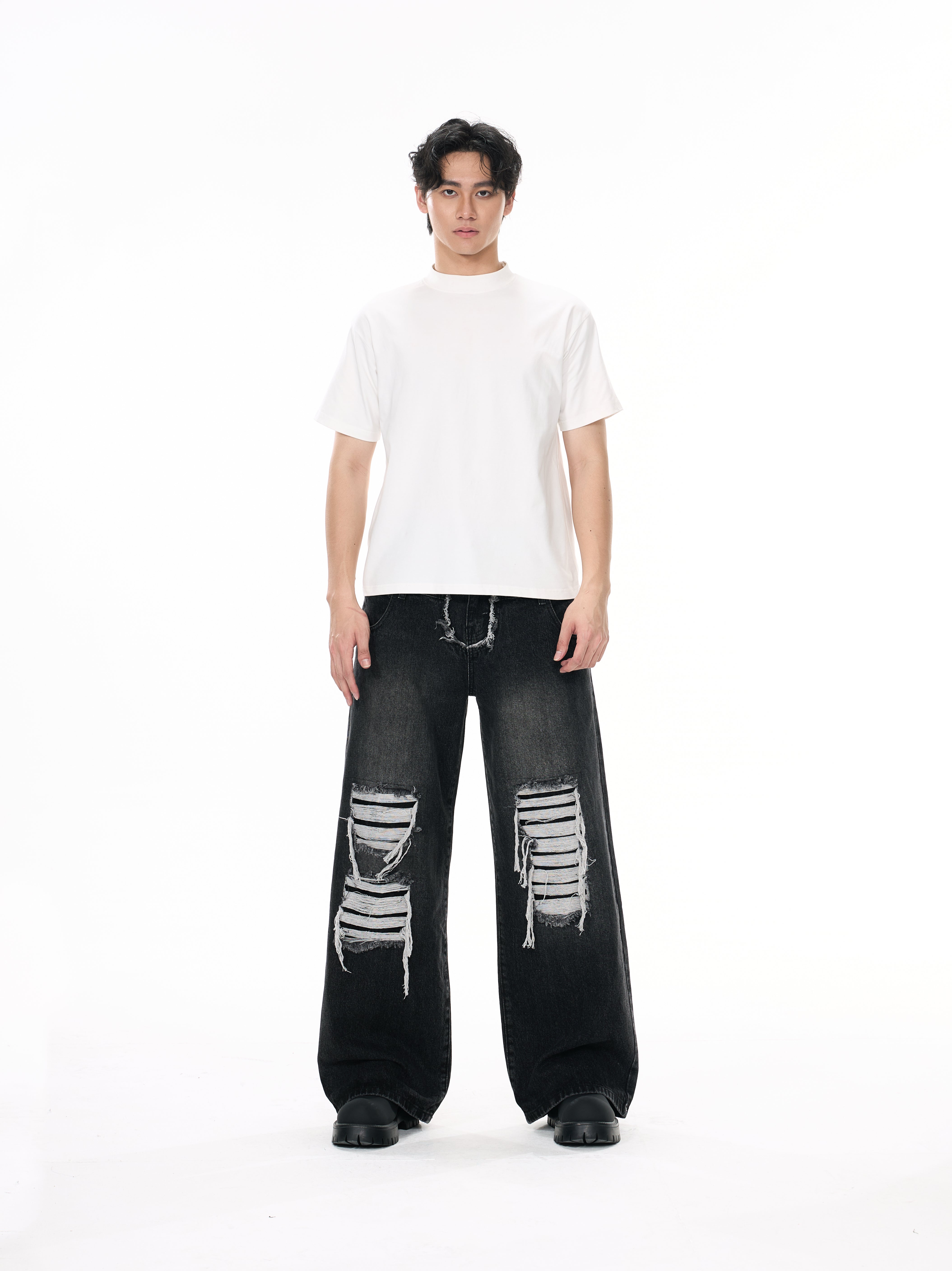 Ripped Straight-Leg Baggy Jeans