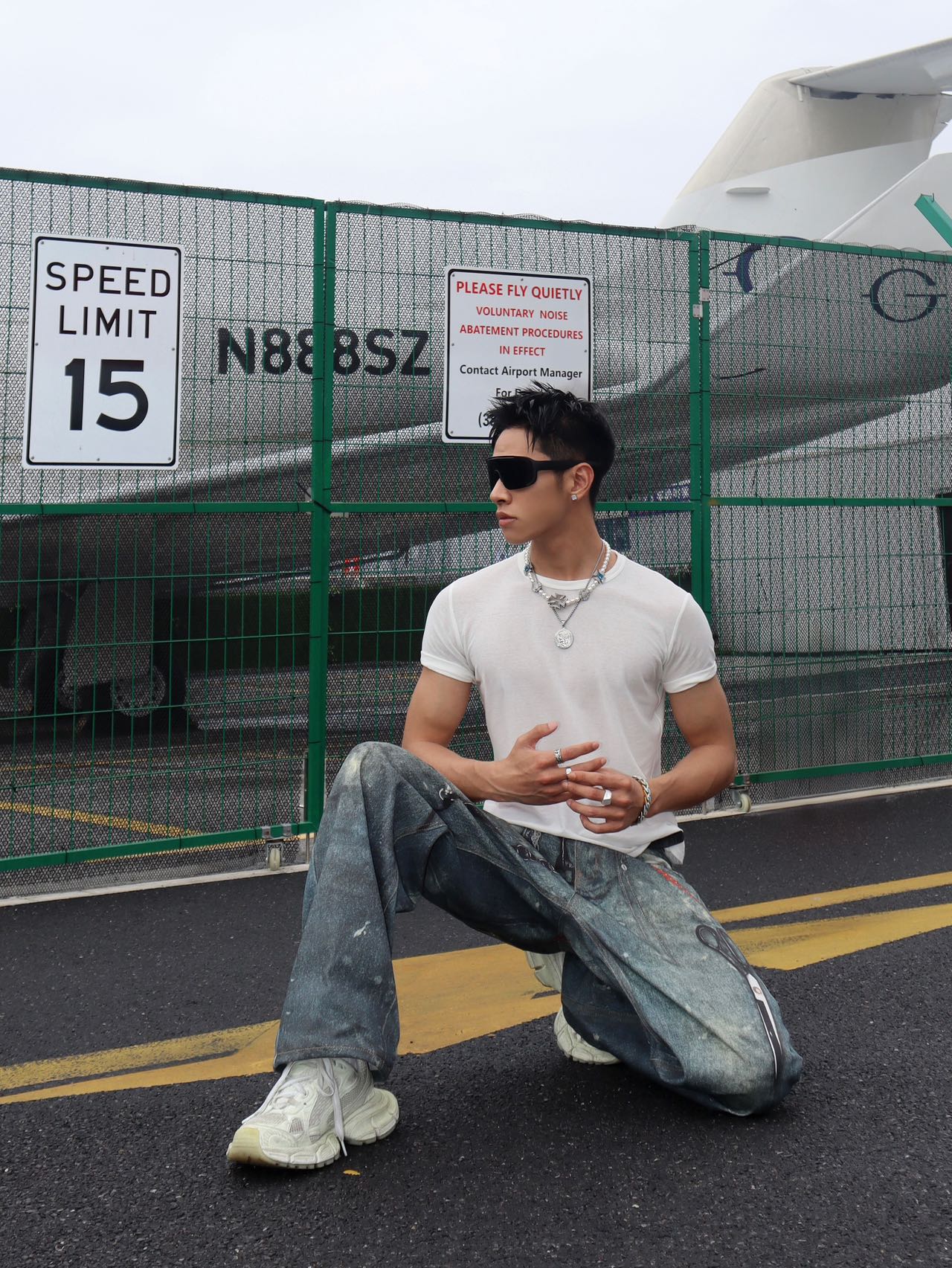 3D Digital Printed Ink-splashed Jeans