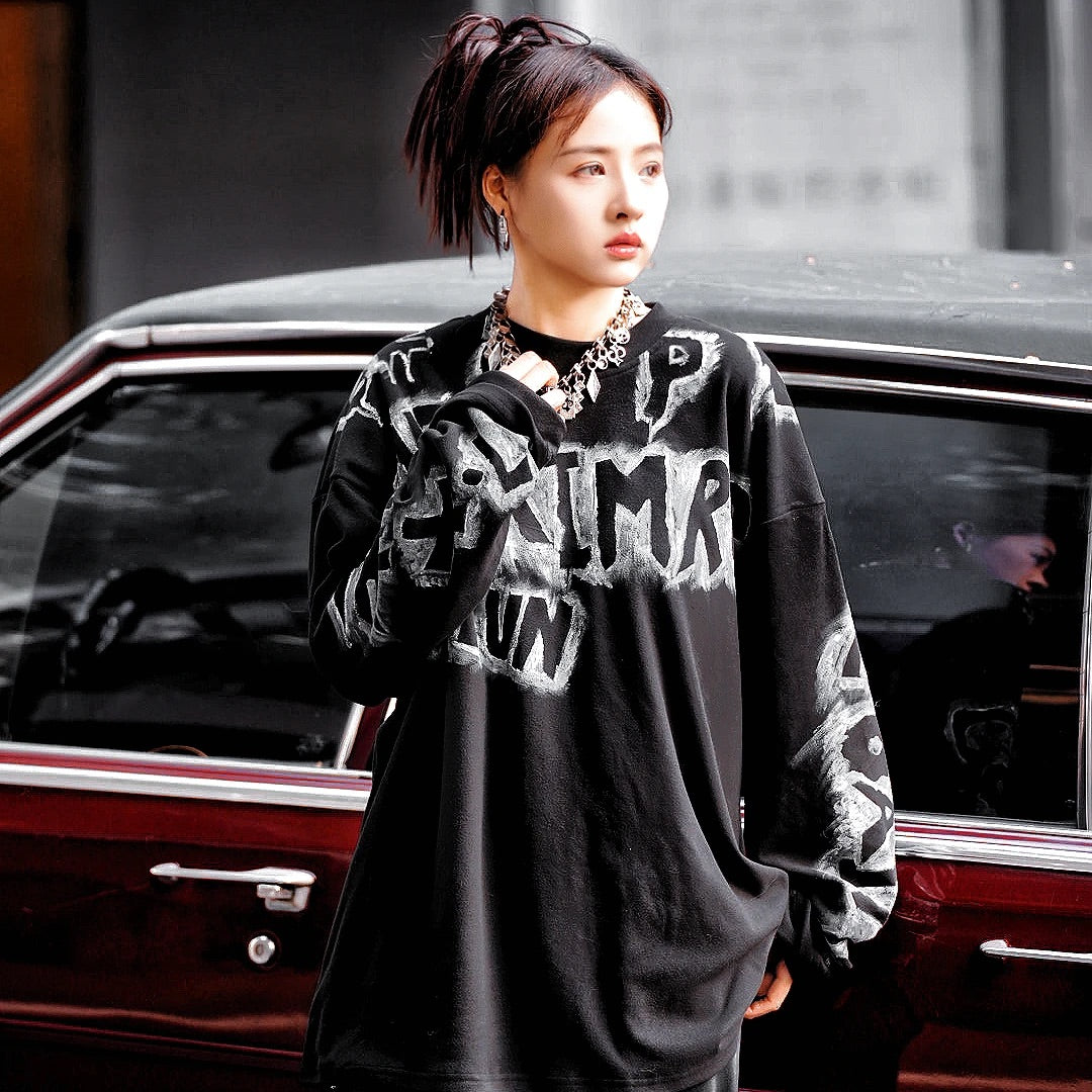 Low-Neck Fleece Street Base Layer (Pre-order, Ships Within 20 Days)