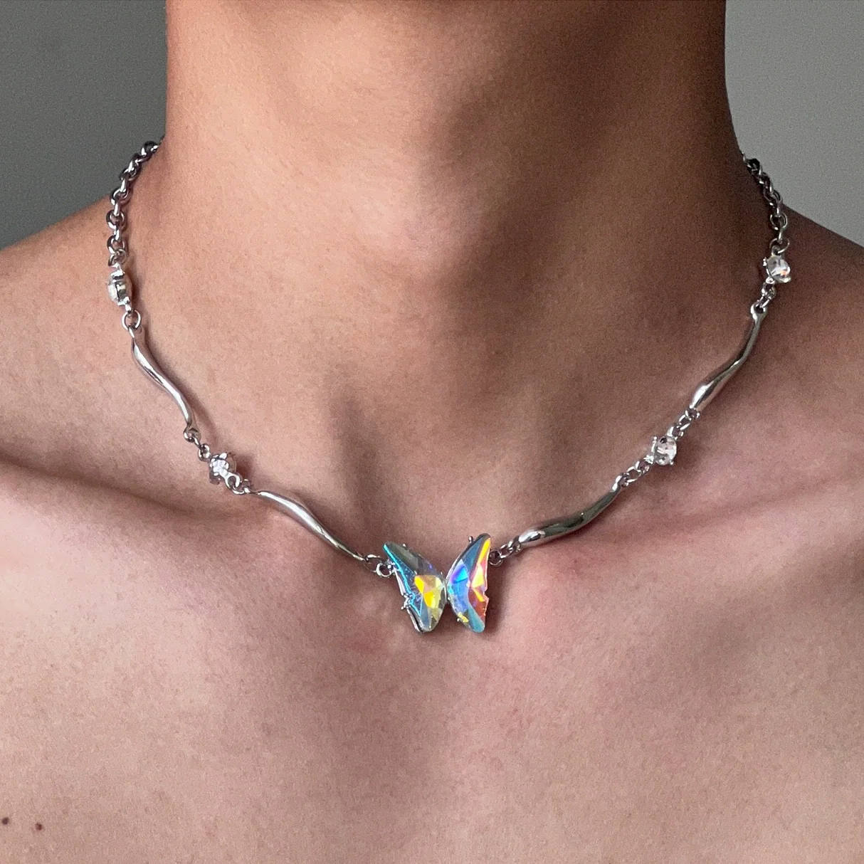 Gradient Butterfly Irregular Metal Necklace