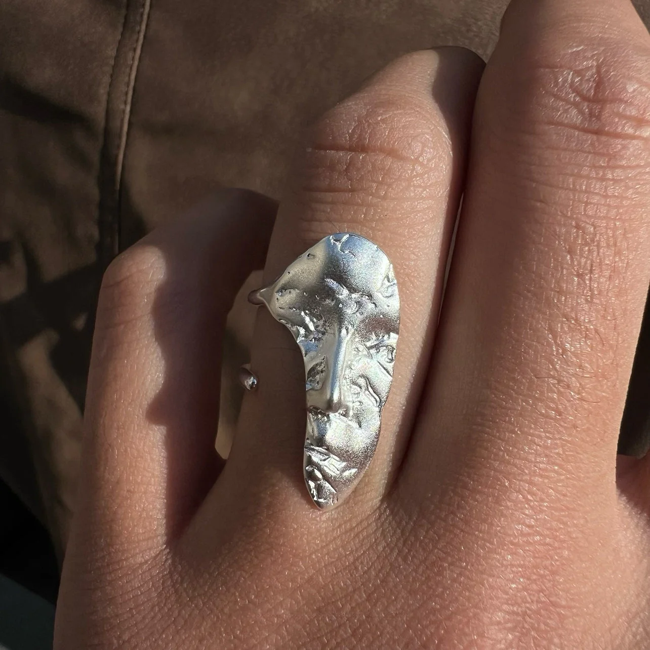 Simple Vintage Mask Face Ring