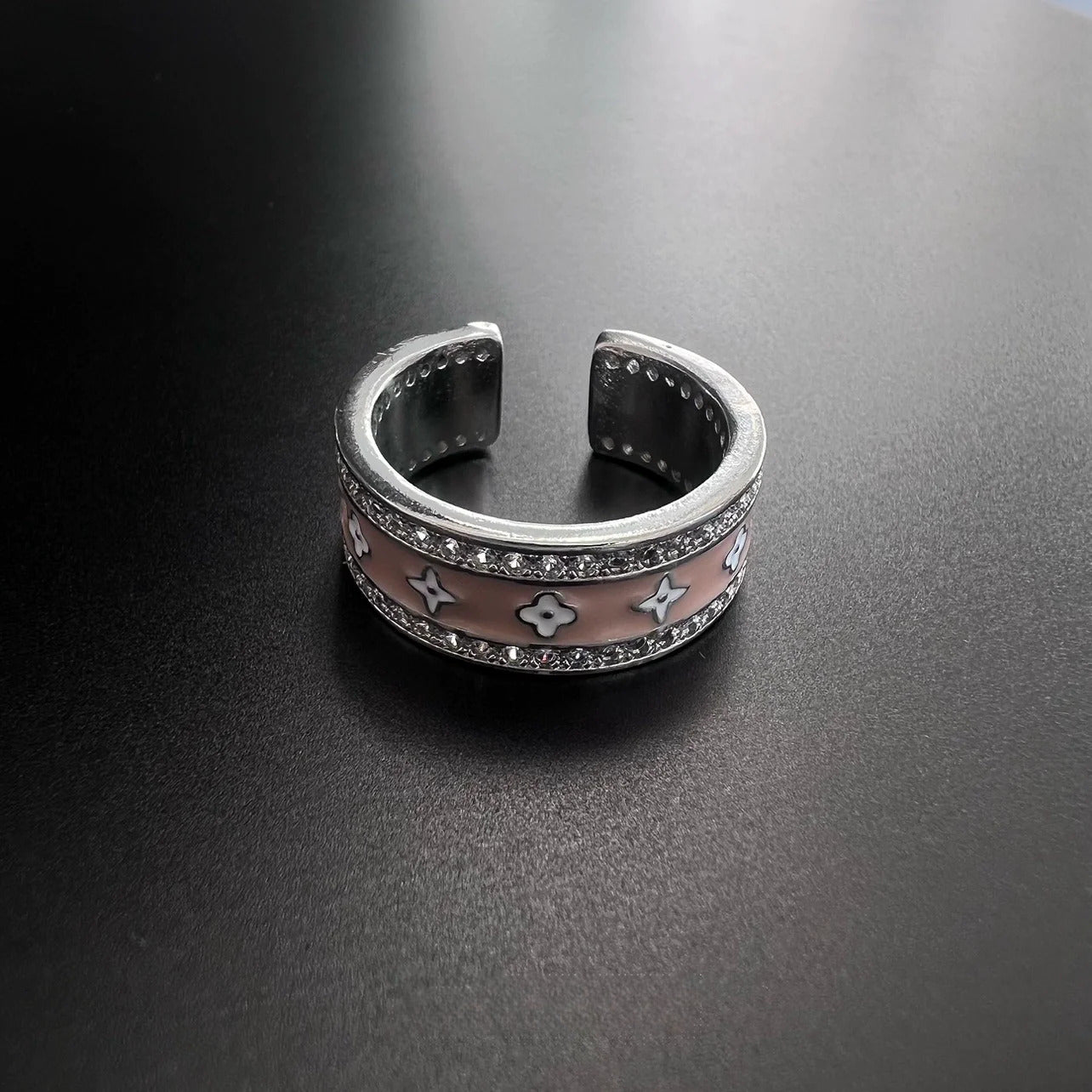 Brown Vintage Diamond Enamel Ring