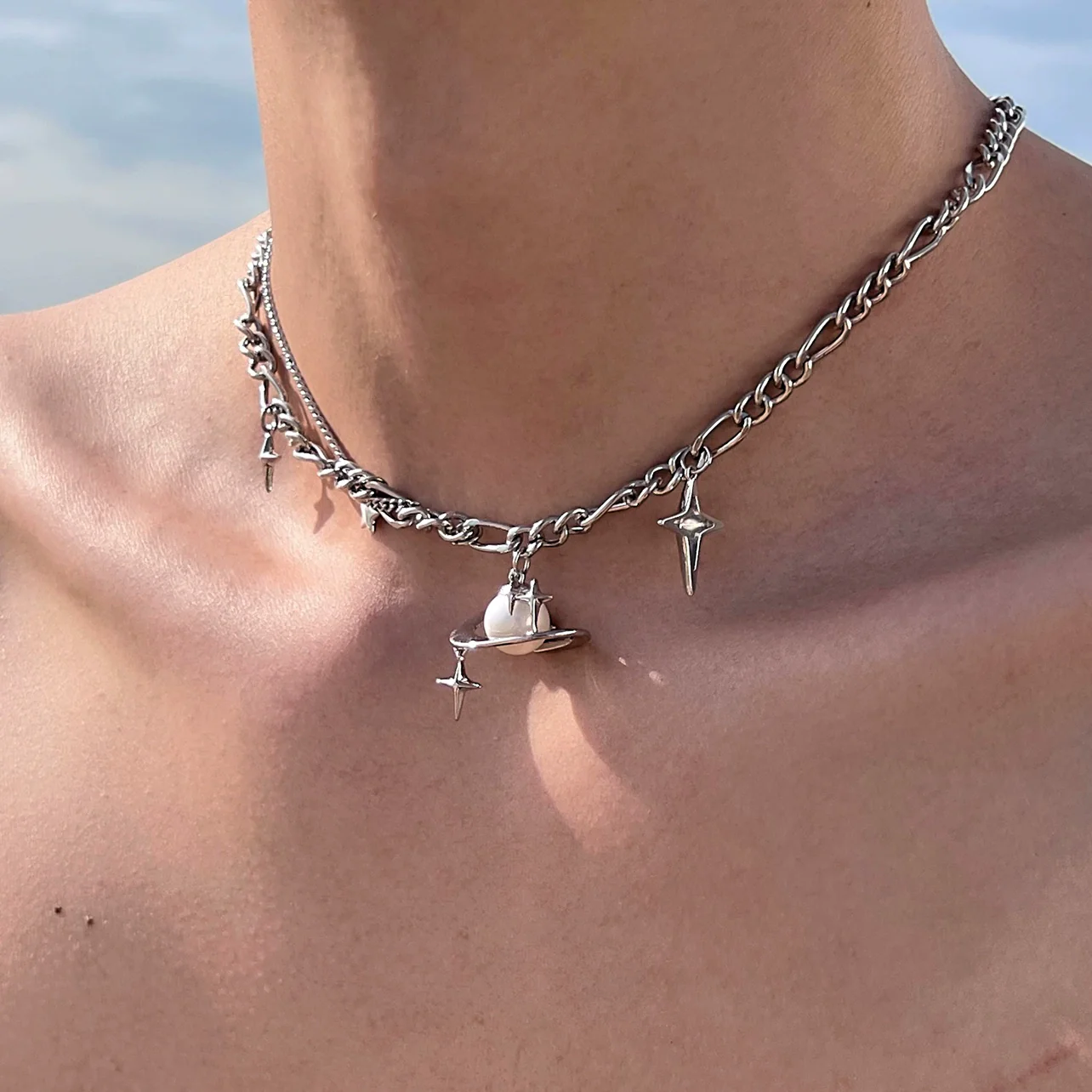 Discover the star geometric pearl layered necklace from Sanhoostudio, designed with chic pearl details and modern double chain style. Perfect for layering with streetwear or luxury outfits. Shop necklaces now at Sanhoostudio.
