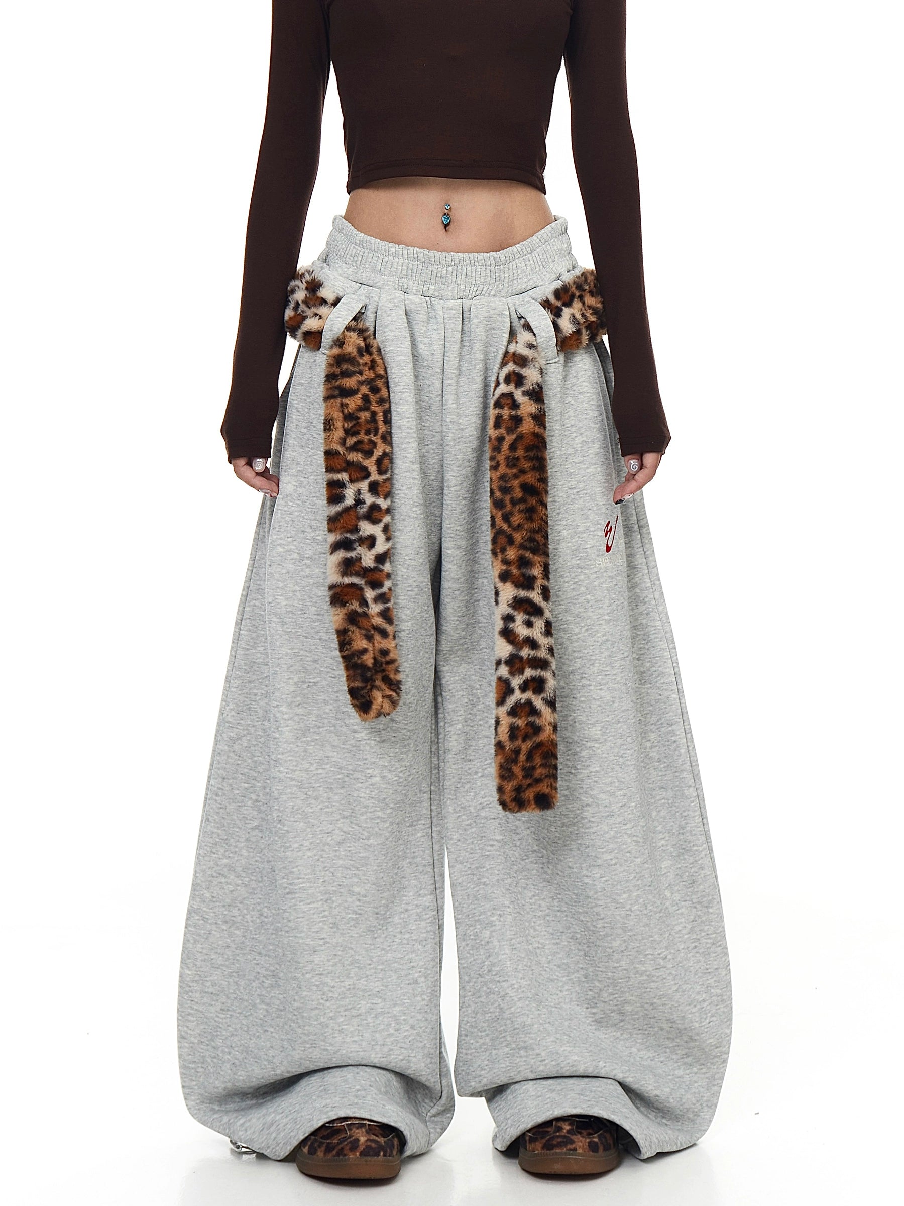 Leopard Fuzzy Belt Wide-Leg Sweatpants with Vintage Style