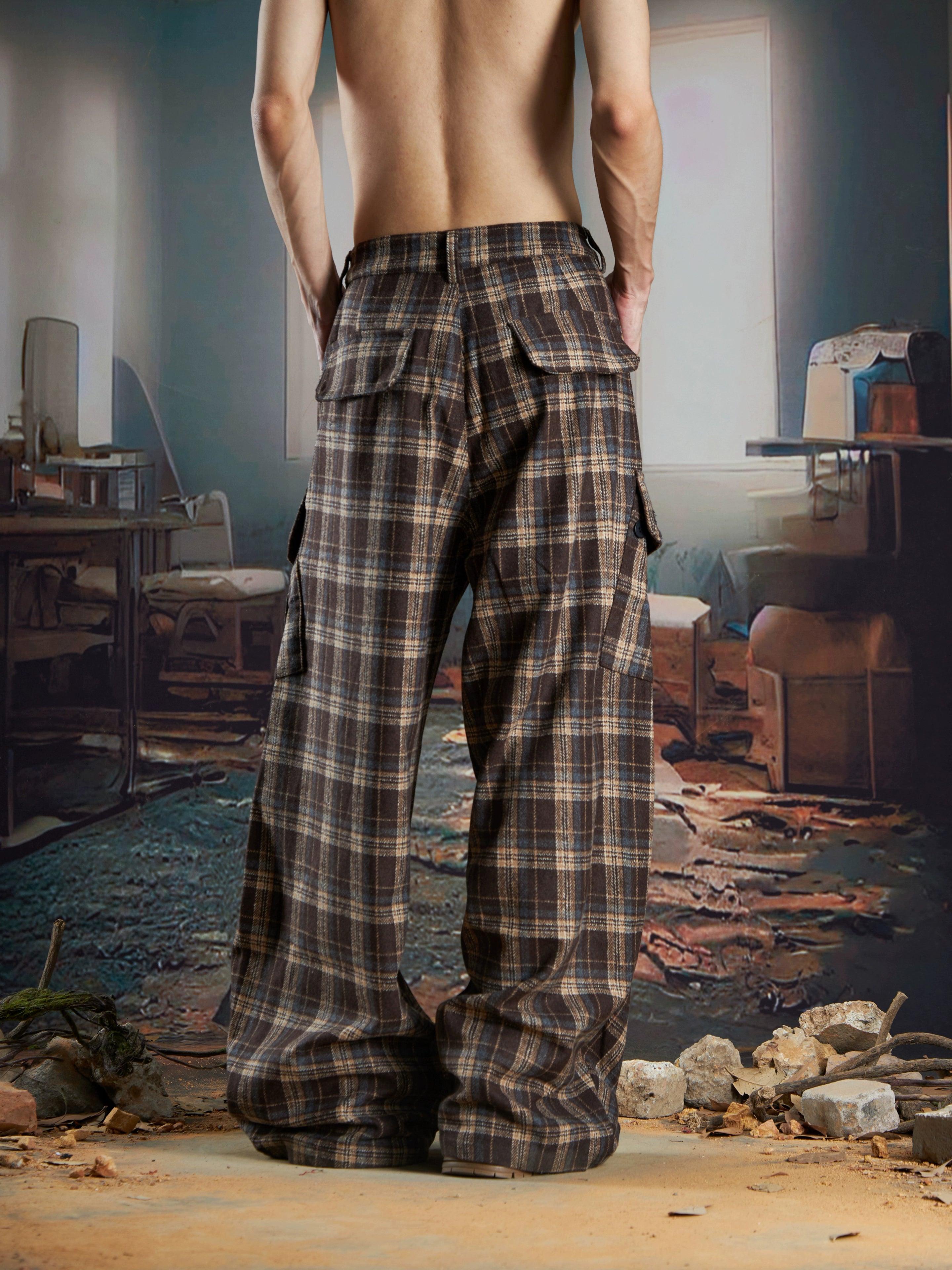 Retro Plaid Wide-Leg Cargo Pants with Multi-Pocket Design