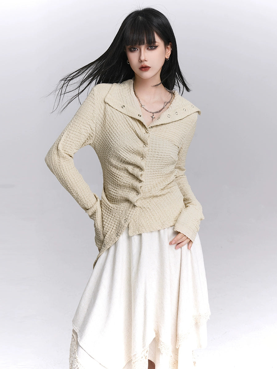 Shop Sanhoostudio’s textured early autumn irregular shirt with unique details for a stylish streetwear look. Perfect for casual layering and chic daily outfits.