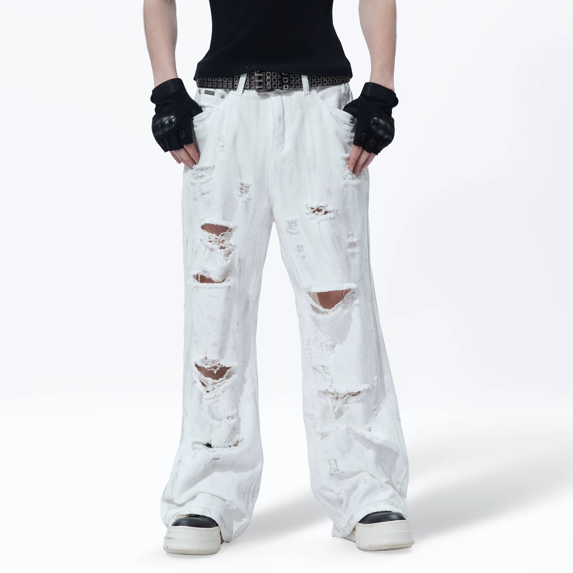 Sanhoostudio Distressed White Wide Denim Pants