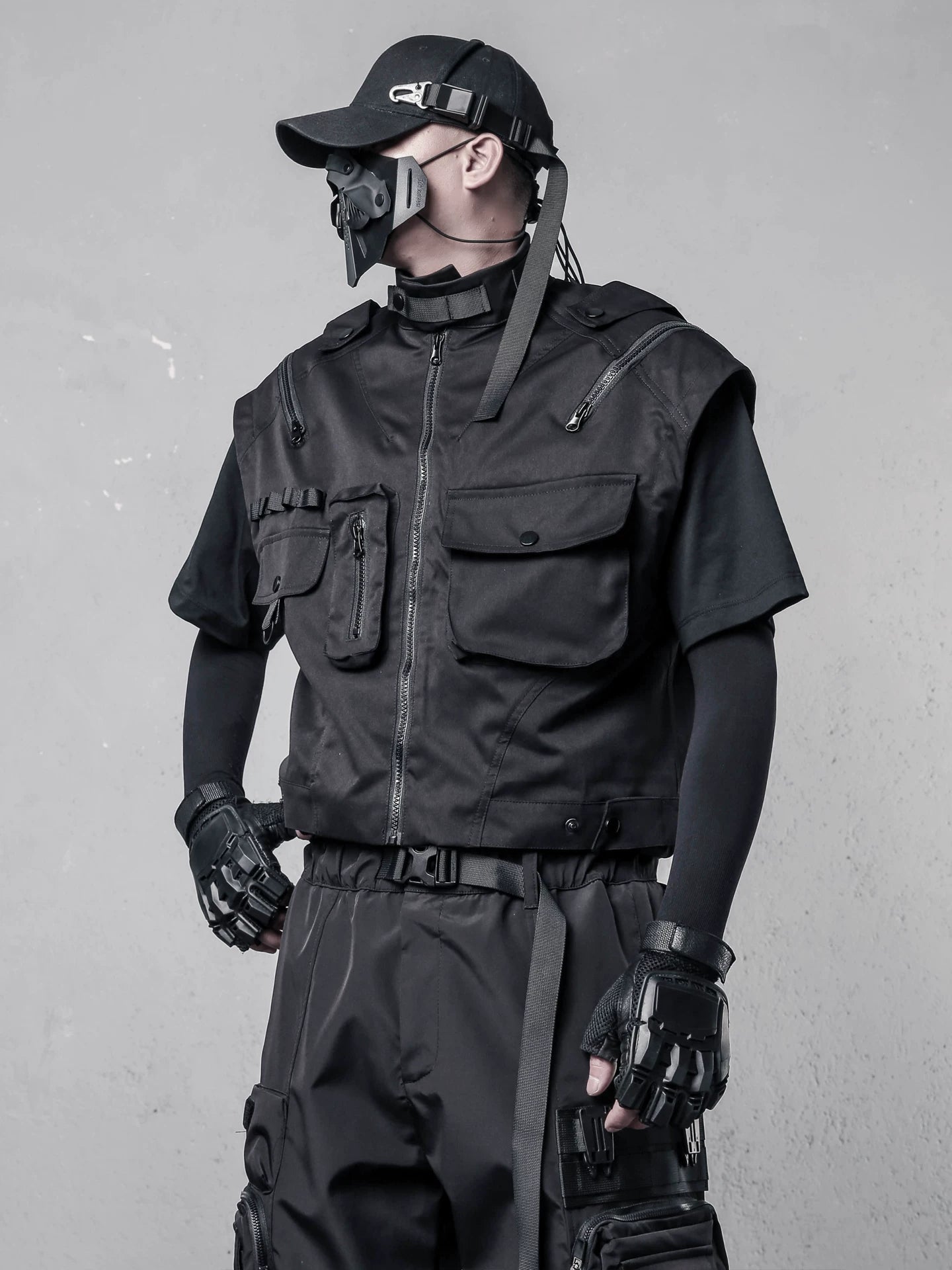 Sanhoostudio Tactical Zip-Up Utility Vest