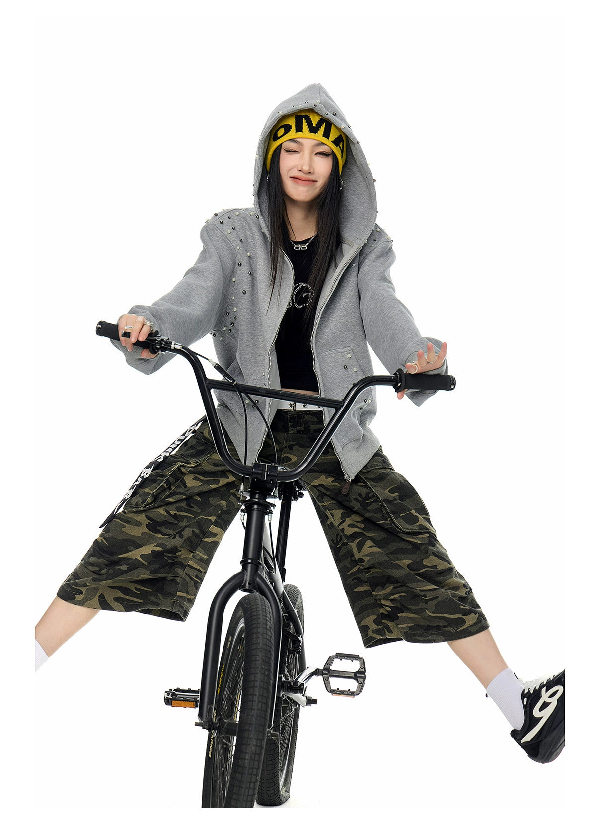 【25s Sep.】Vintage Pearl Detail Oversized Hoodie