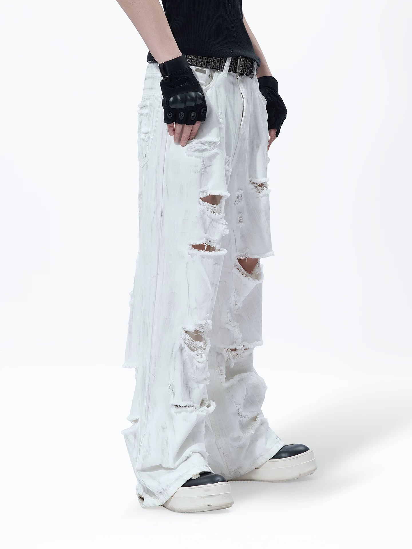 Sanhoostudio Distressed White Wide Denim Pants