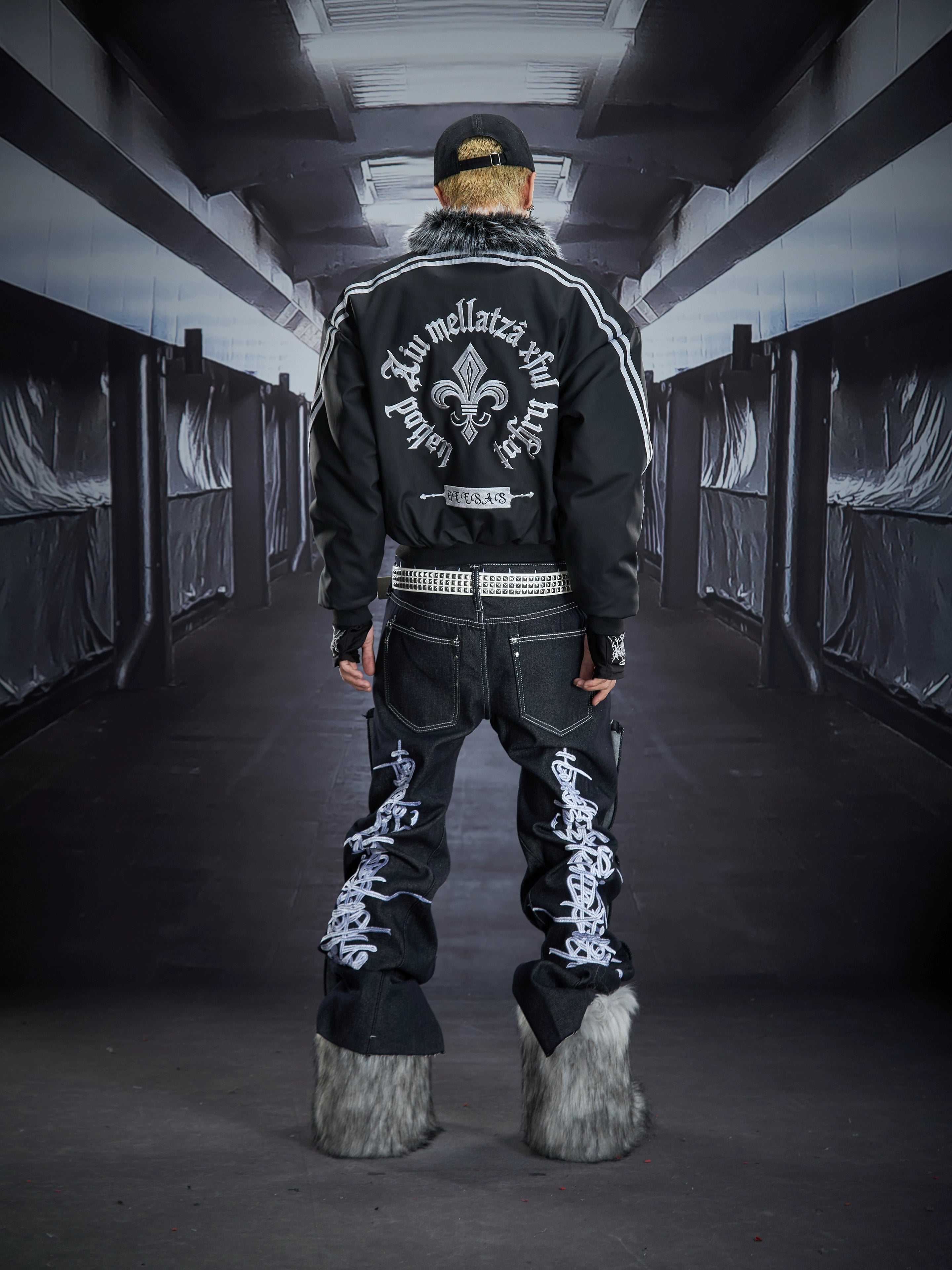 Y2K Low-Waist Embroidered Straight-Leg Fleece Jeans