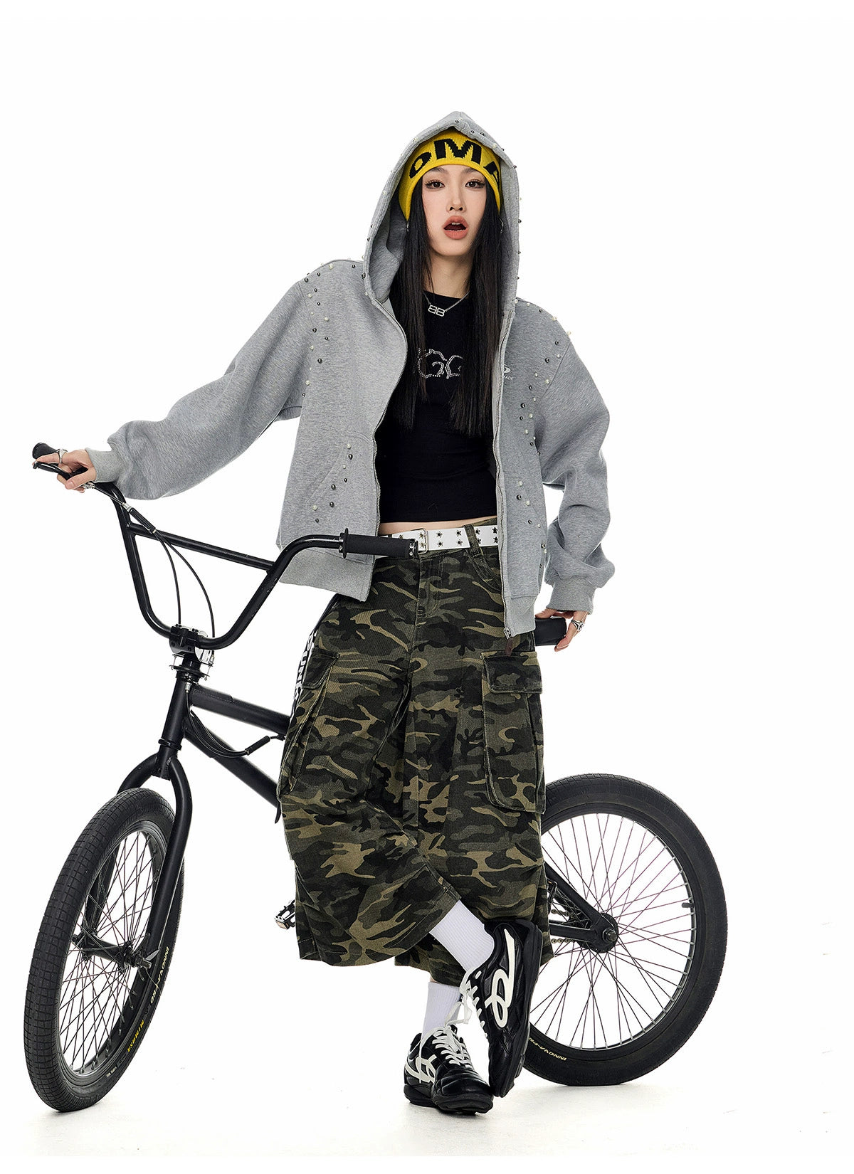 【25s Sep.】Vintage Pearl Detail Oversized Hoodie