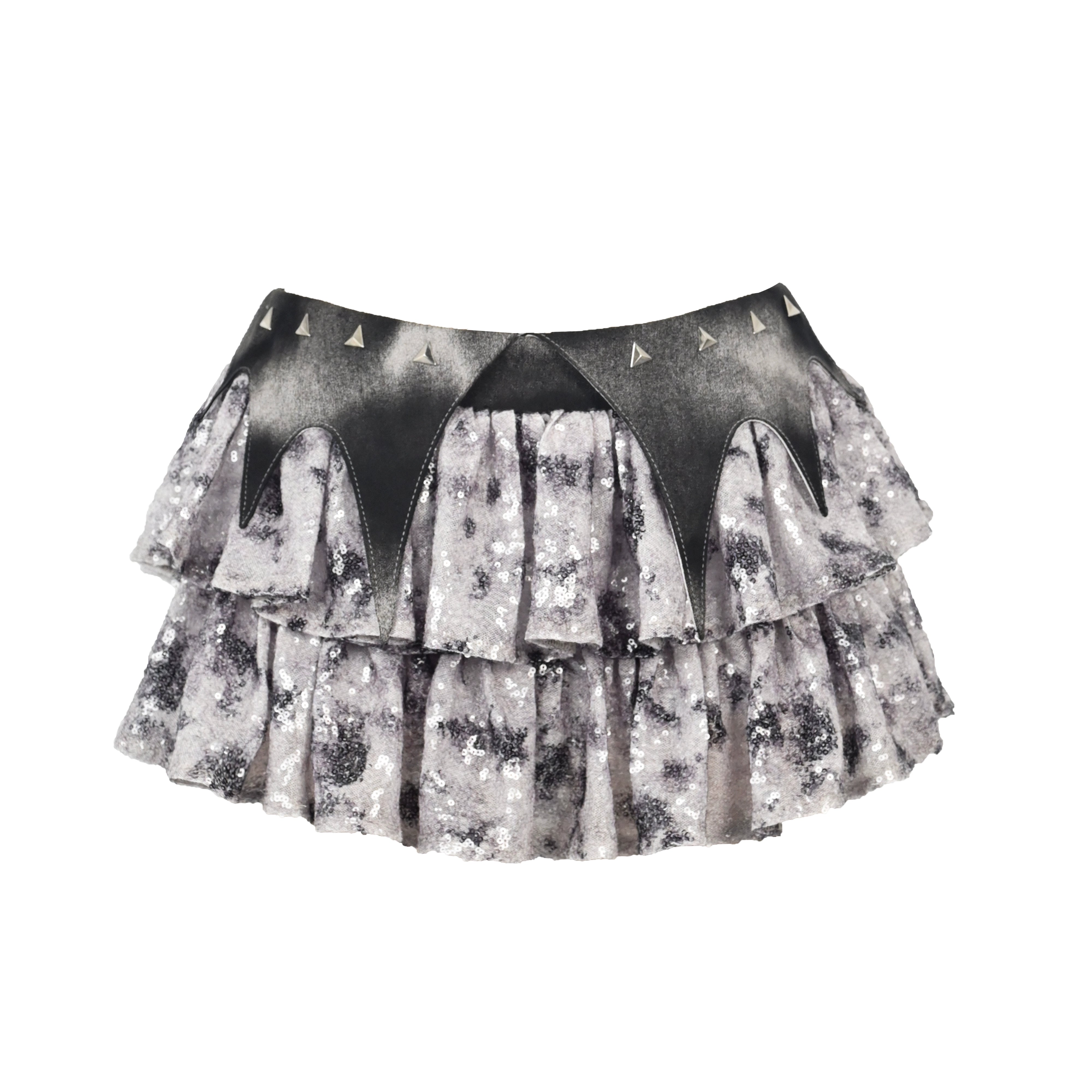 Sanhoostudio Sequin Low-Waist Cake Skirt made from 100% polyester features Y3K punk style with sparkling sequin embellishments. Perfect for summer festivals, streetwear, and party outfits.