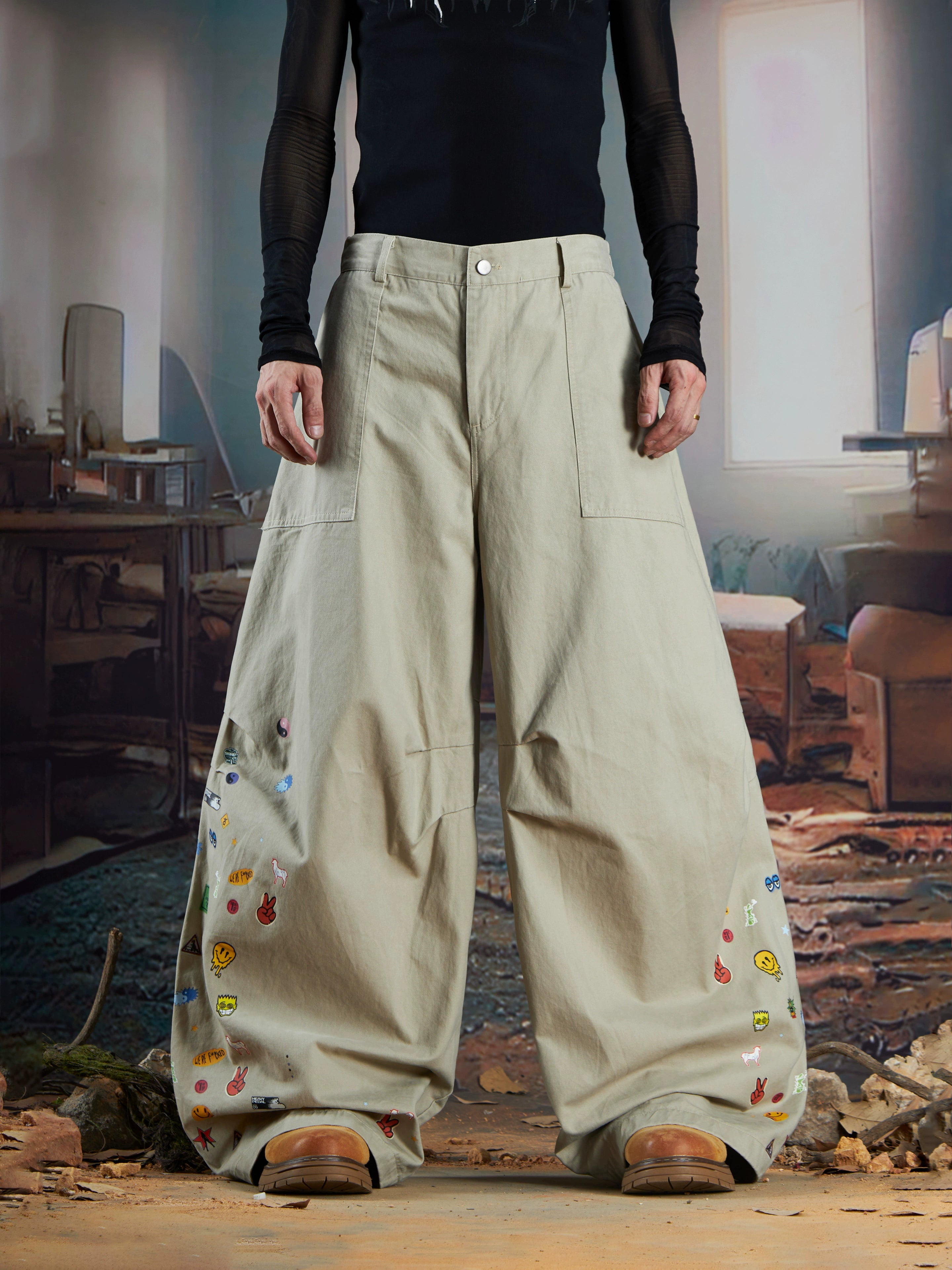 Cartoon Print Wide-Leg Streetwear Pants with Curved Design