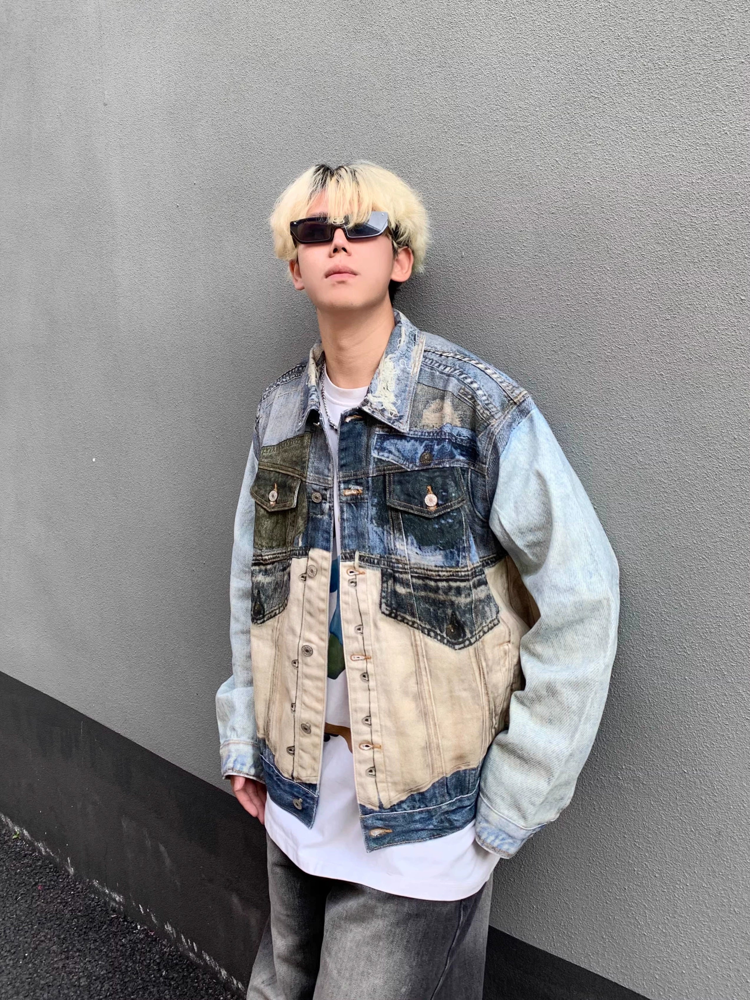 The Vintage 3D Printed Contrast Denim Jacket, Stand out in style with our vintage-inspired heavy denim jacket featuring bold 3D prints and contrast color detailing. Unique, edgy, and exclusive to sanhoostudio.