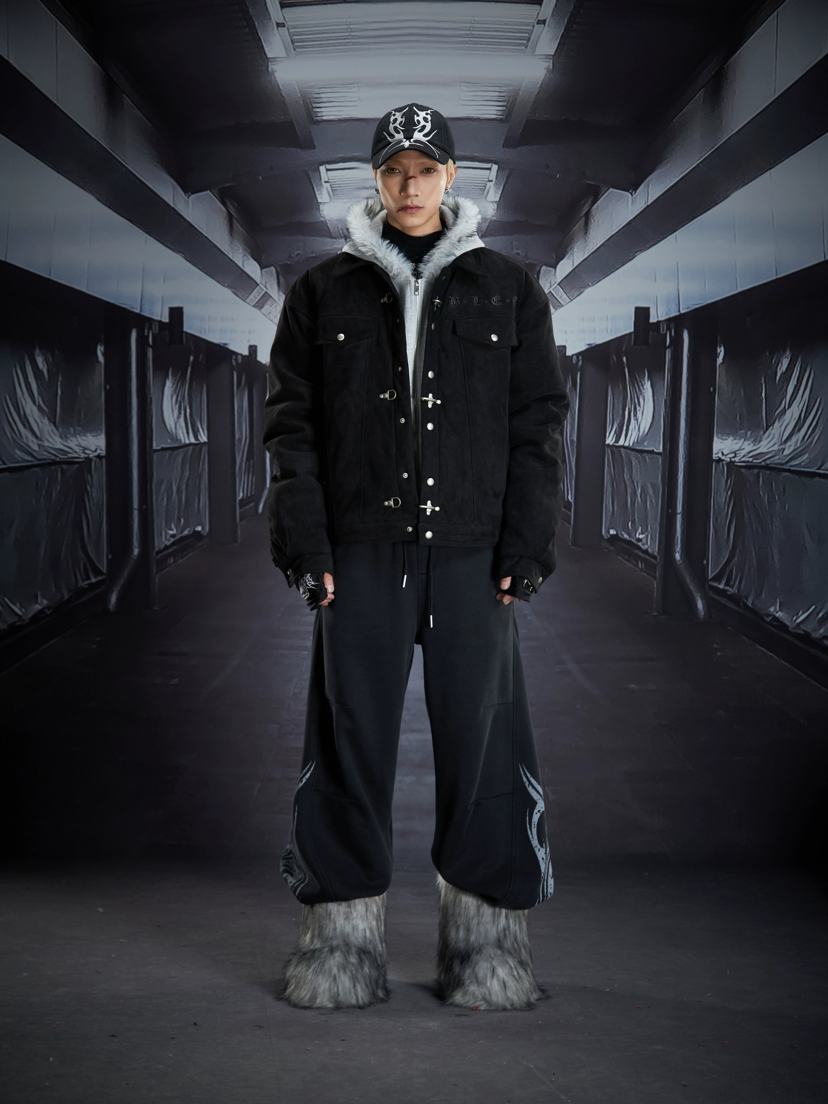 Embroidered Totem Cropped Flight-Buckle Puffer Jacket