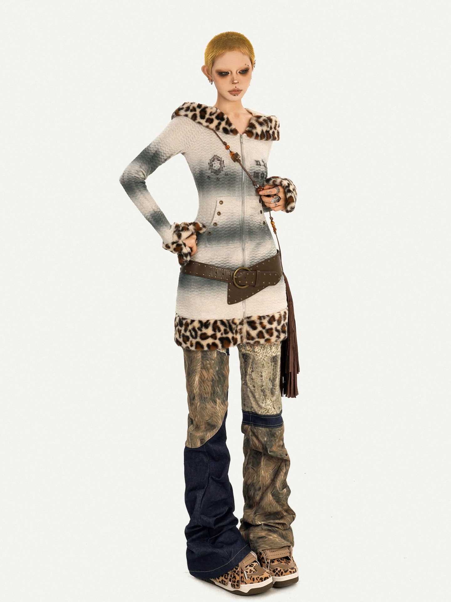 Sanhoostudio’s punk tie-dye mini dress fuses leopard patchwork with a hooded design—crafted for bold, edgy subculture-inspired street outfits.