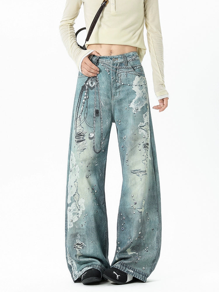 Sanhoostudio’s 3D lace-printed ripped denim pants deliver avant-garde style with distressed cuts and intricate lace prints. Designed for streetwear enthusiasts seeking standout fashion pieces.