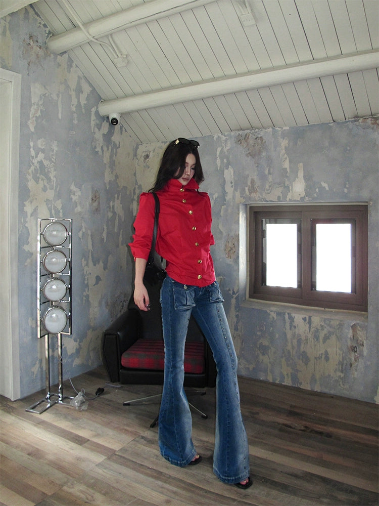 These low-waist stretch denim pants from Sanhoostudio feature a slight flare cut, offering a flattering fit that channels Y2K and retro streetwear vibes. Stylish yet comfortable for daily wear.