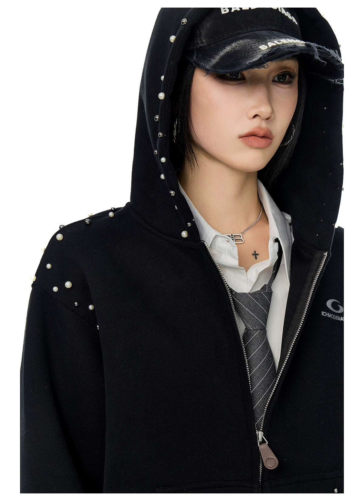 【25s Sep.】Vintage Pearl Detail Oversized Hoodie