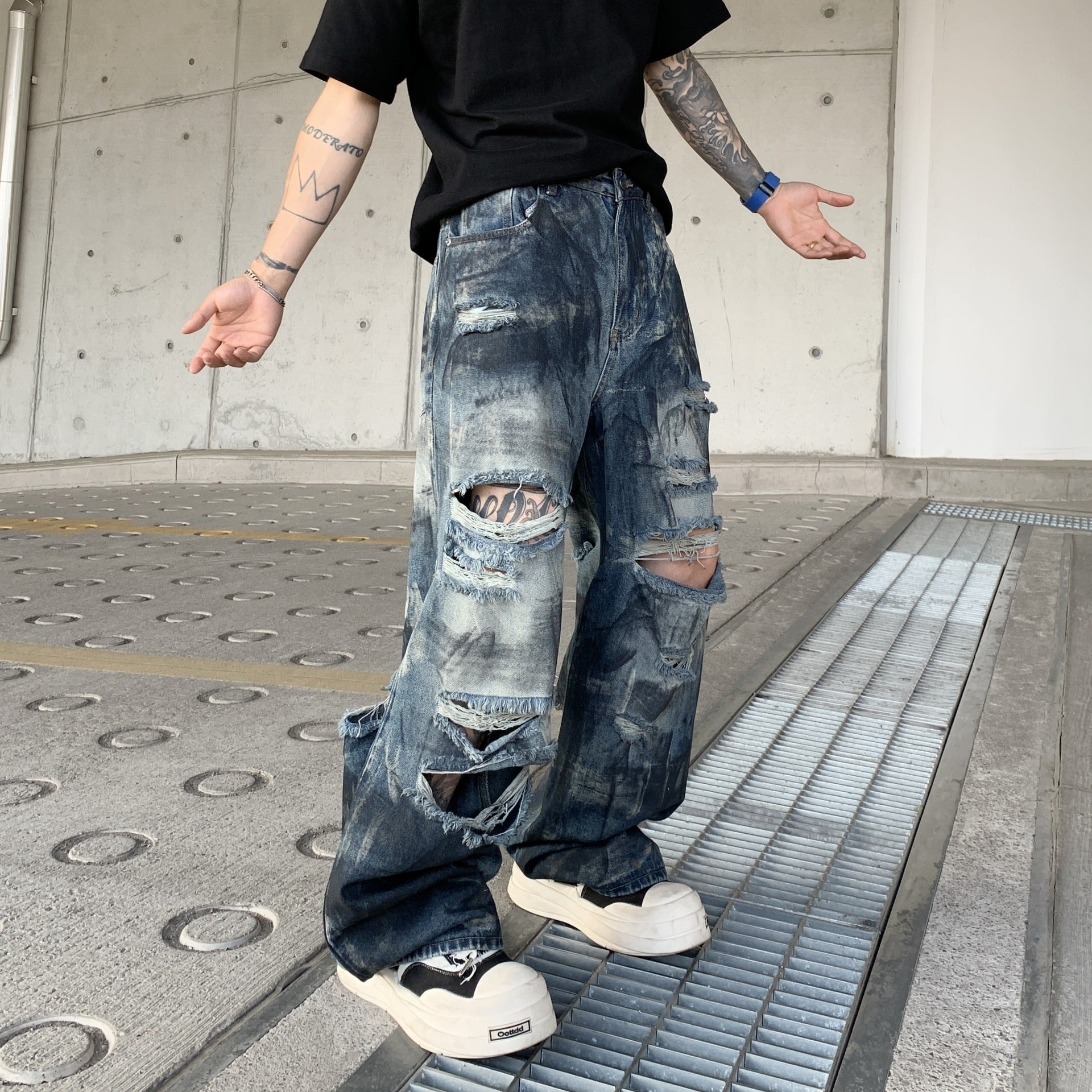 Loose Washed Ripped Bootcut Jeans