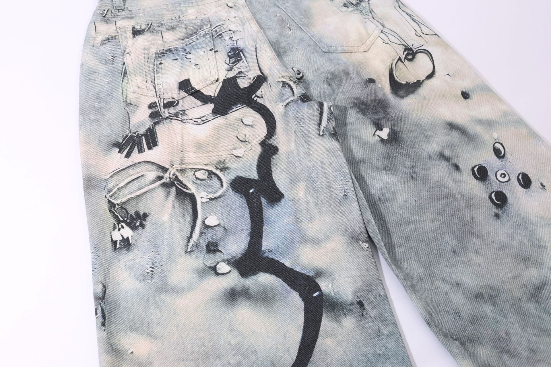 【25s Aug.】Vintage Printed Washed Denim Jeans