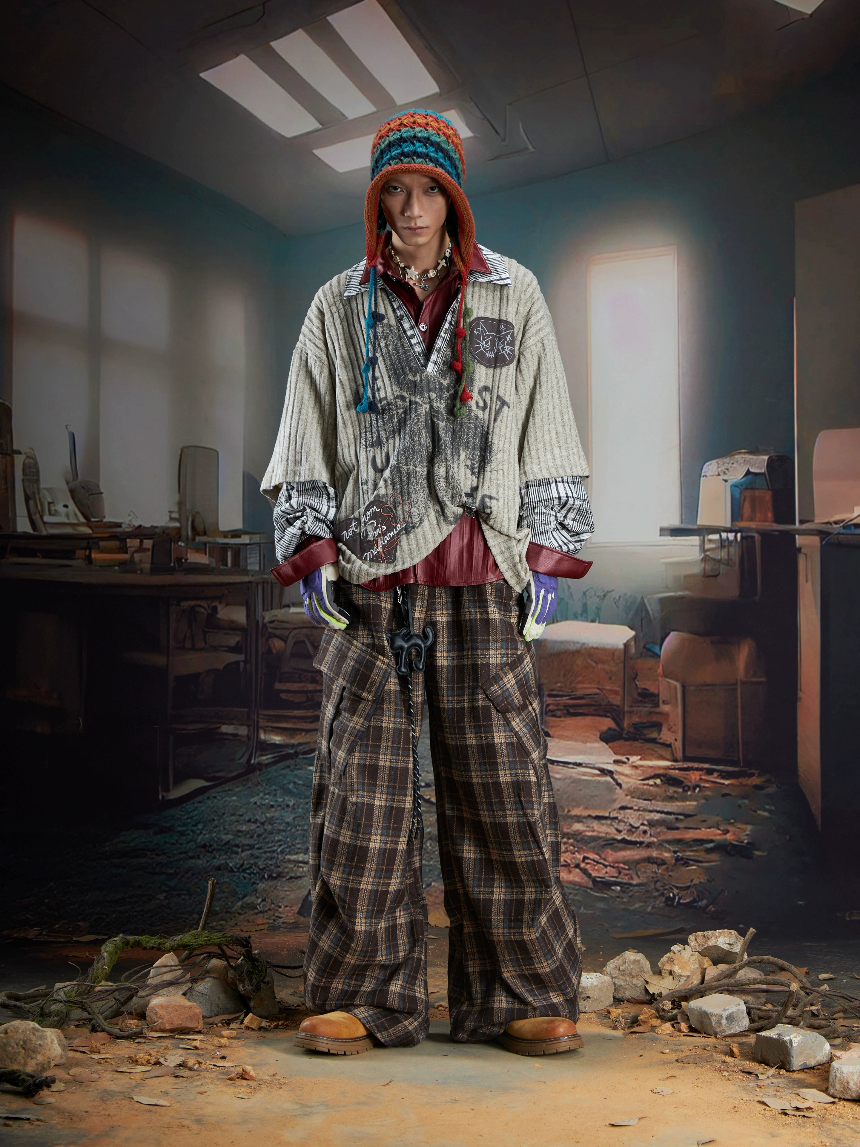 Retro Plaid Wide-Leg Cargo Pants with Multi-Pocket Design