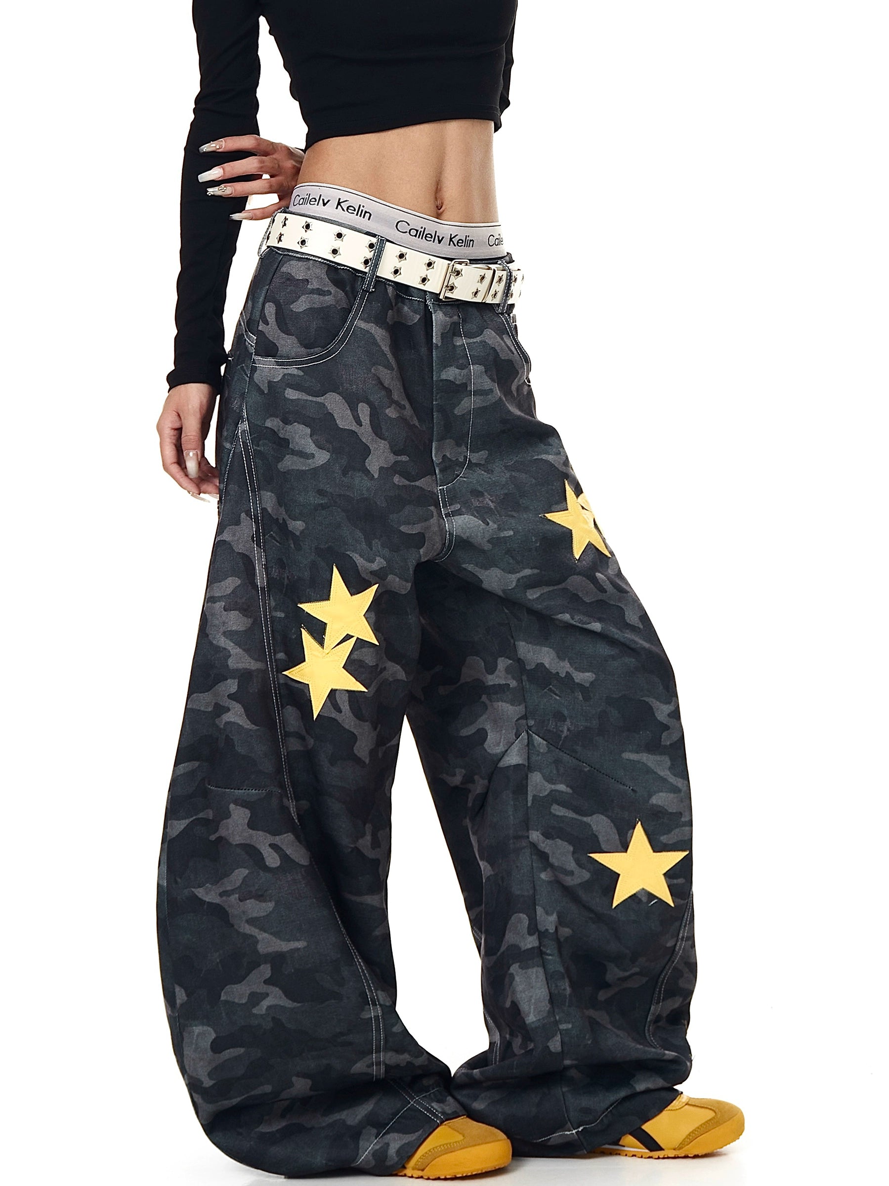 Star Appliqué Embroidered Camo Wide-Leg Pants