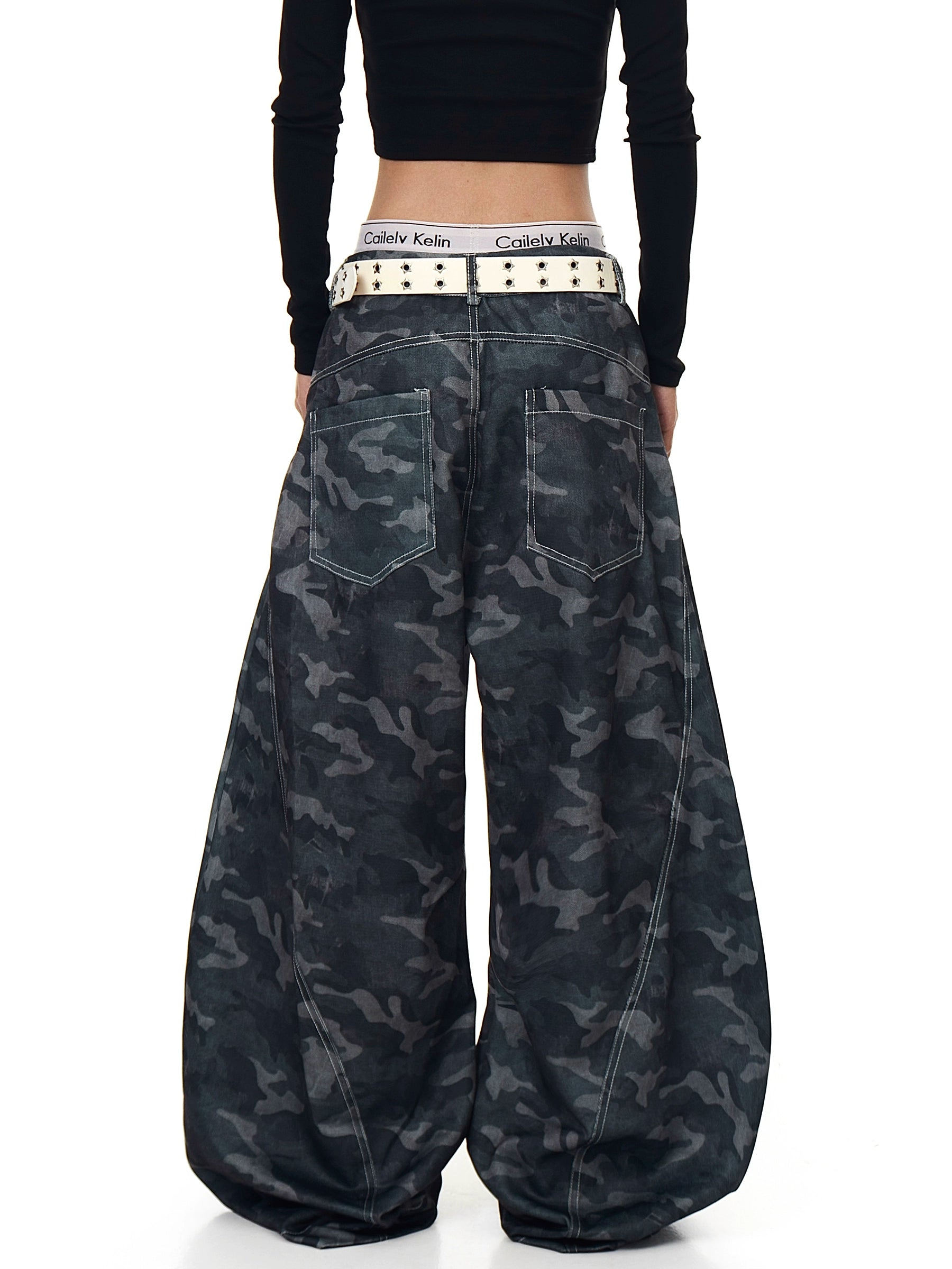 Star Appliqué Embroidered Camo Wide-Leg Pants