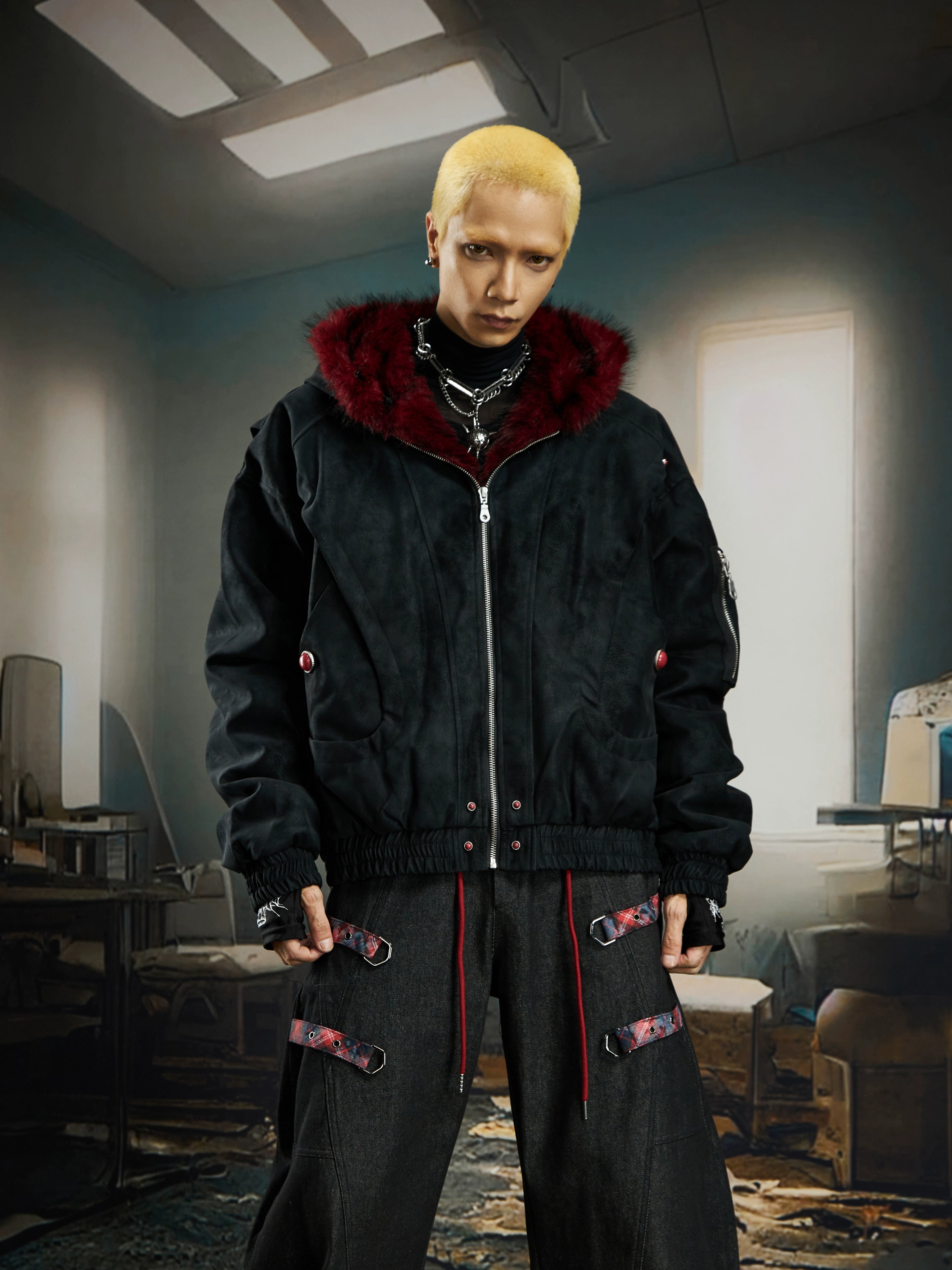 A dark-washed suede-look short puffer jacket with plush fur trim. Crafted by Sanhoostudio for bold winter layering and warm street-style expression.