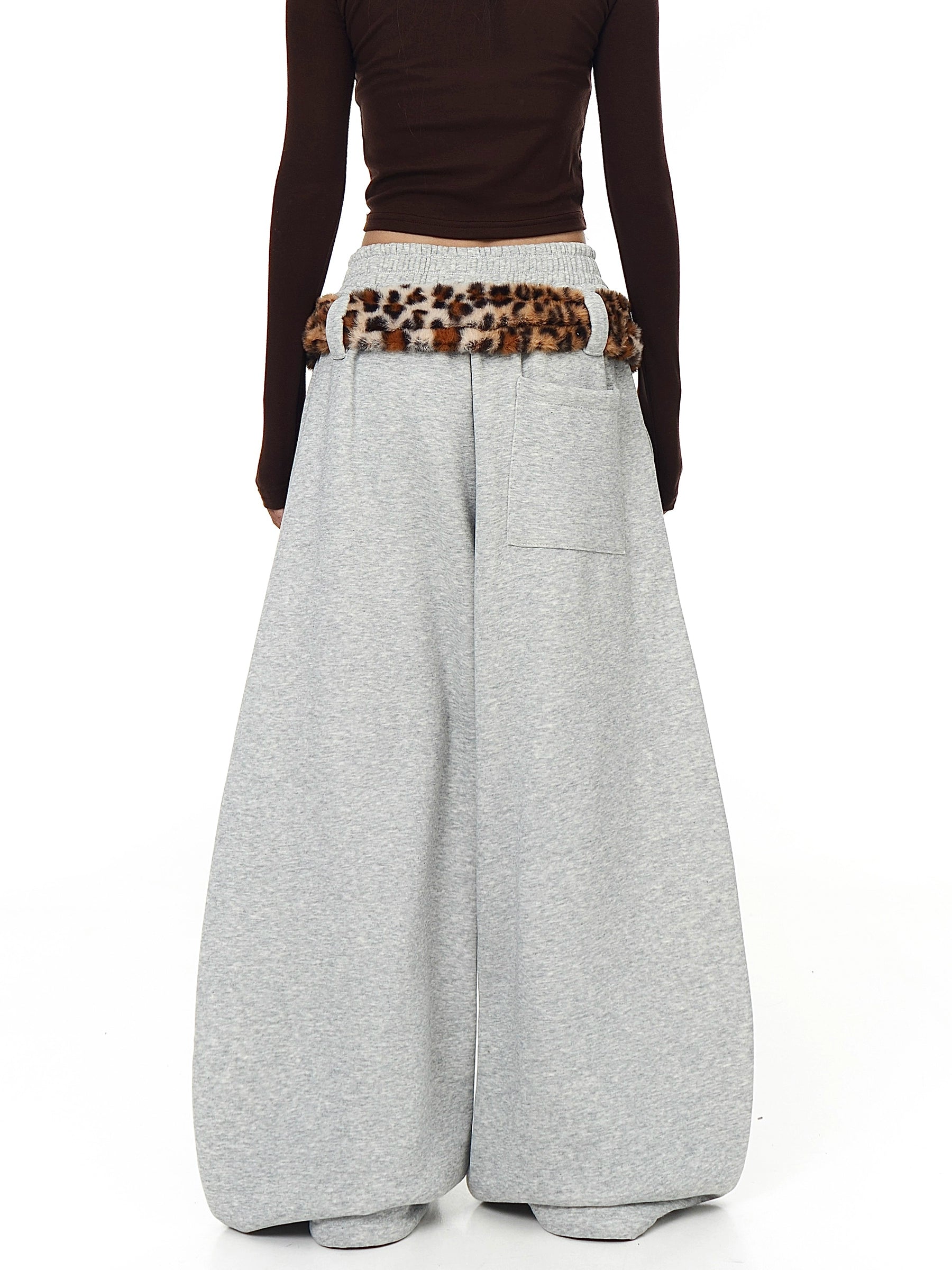 Leopard Fuzzy Belt Wide-Leg Sweatpants with Vintage Style