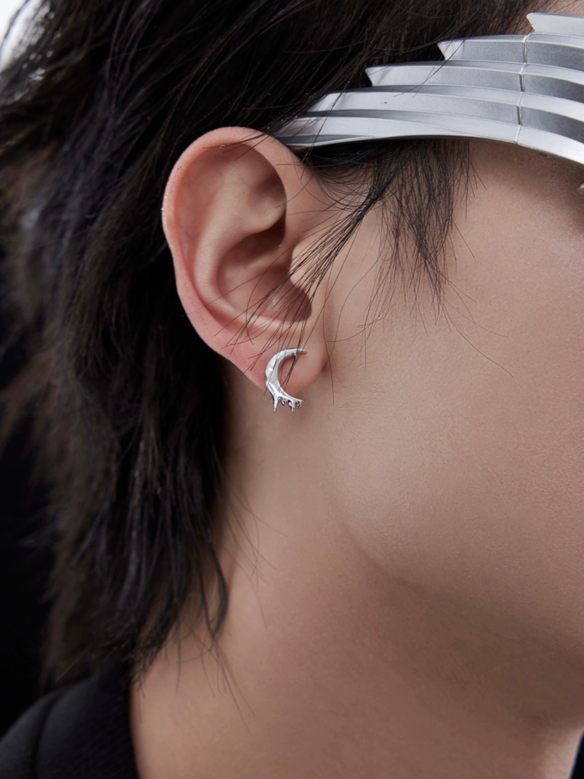 Lava T-Shaped Luxury Stud Earrings