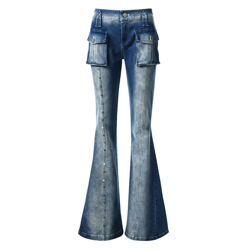 These low-waist stretch denim pants from Sanhoostudio feature a slight flare cut, offering a flattering fit that channels Y2K and retro streetwear vibes. Stylish yet comfortable for daily wear.