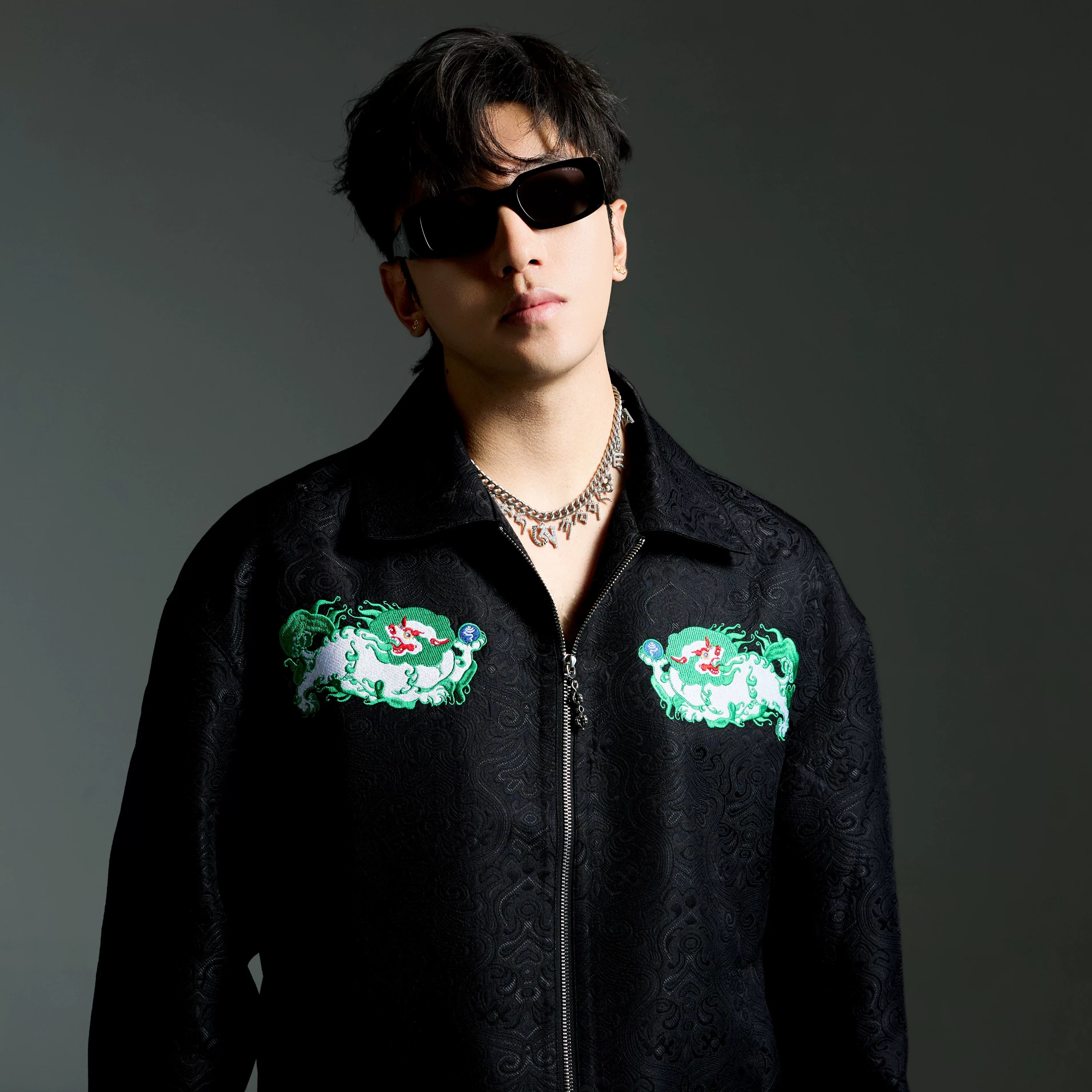 Sanhoostudio embroidered jacket with Tibetan snow lion graphics. A relaxed unisex streetwear piece designed for casual daily wear.